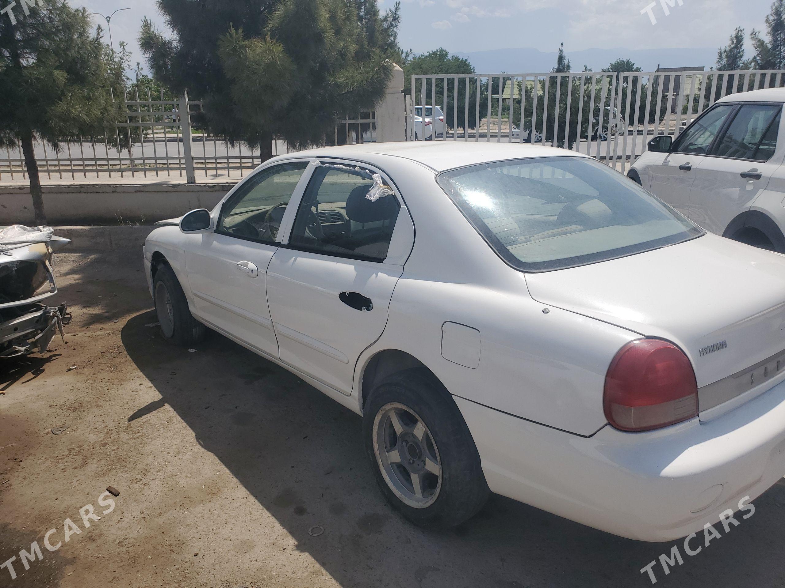 Hyundai Sonata 2001 - 19 000 TMT - Бедев - img 1
