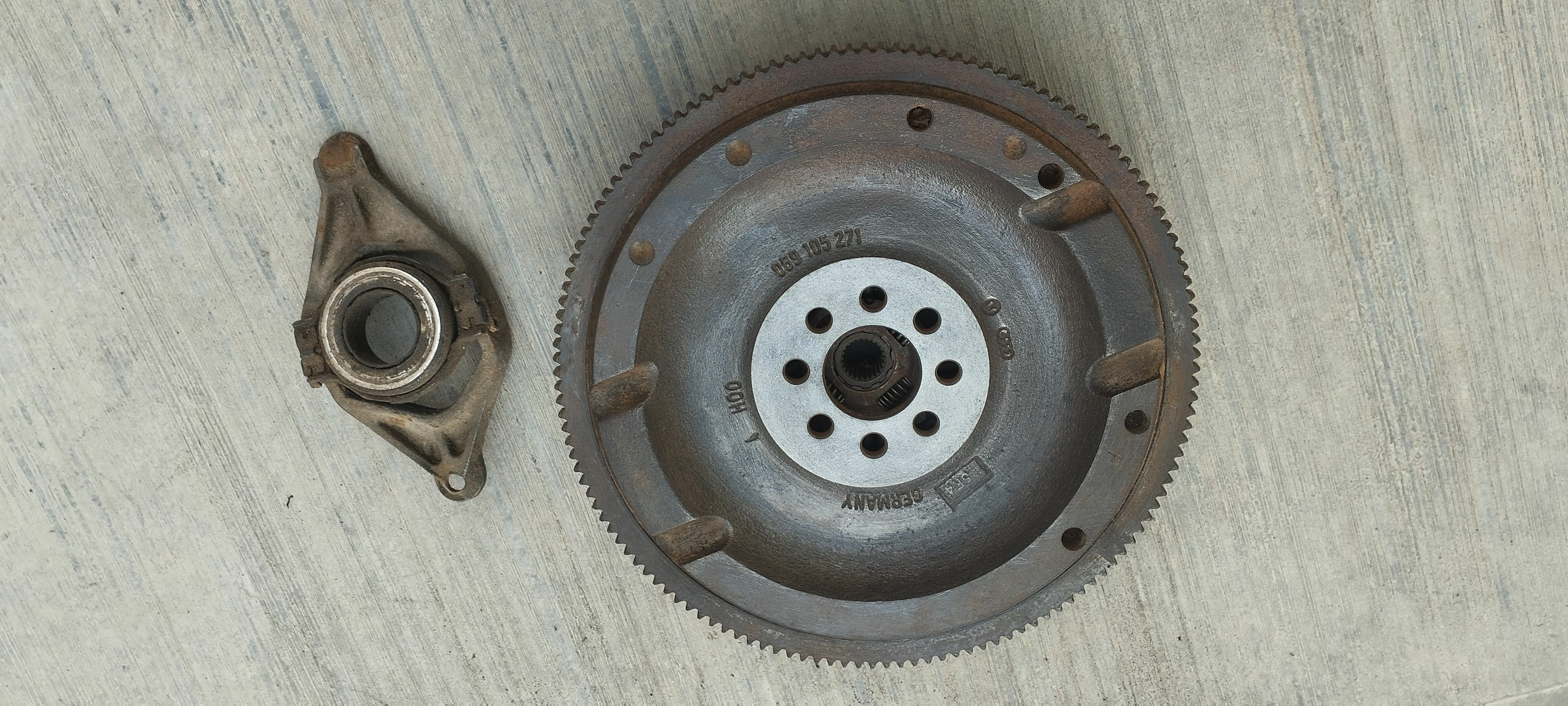 Моховик Audi 80/100 .2.3/2.6/2.8 2 300 TMT - Дашогуз - img 1