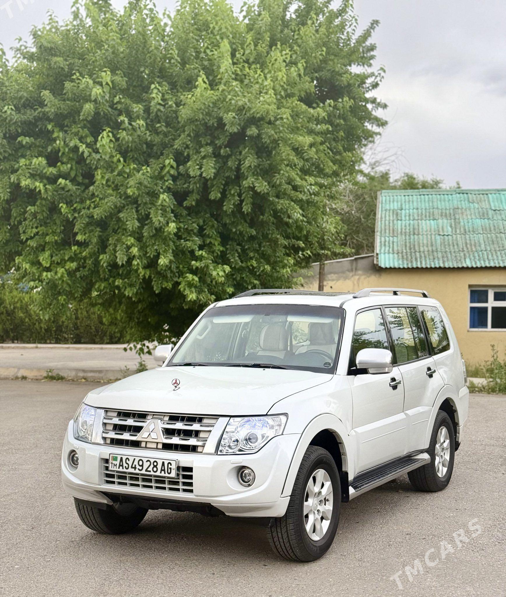 Mitsubishi Pajero 2013 - 288 000 TMT - Aşgabat - img 1