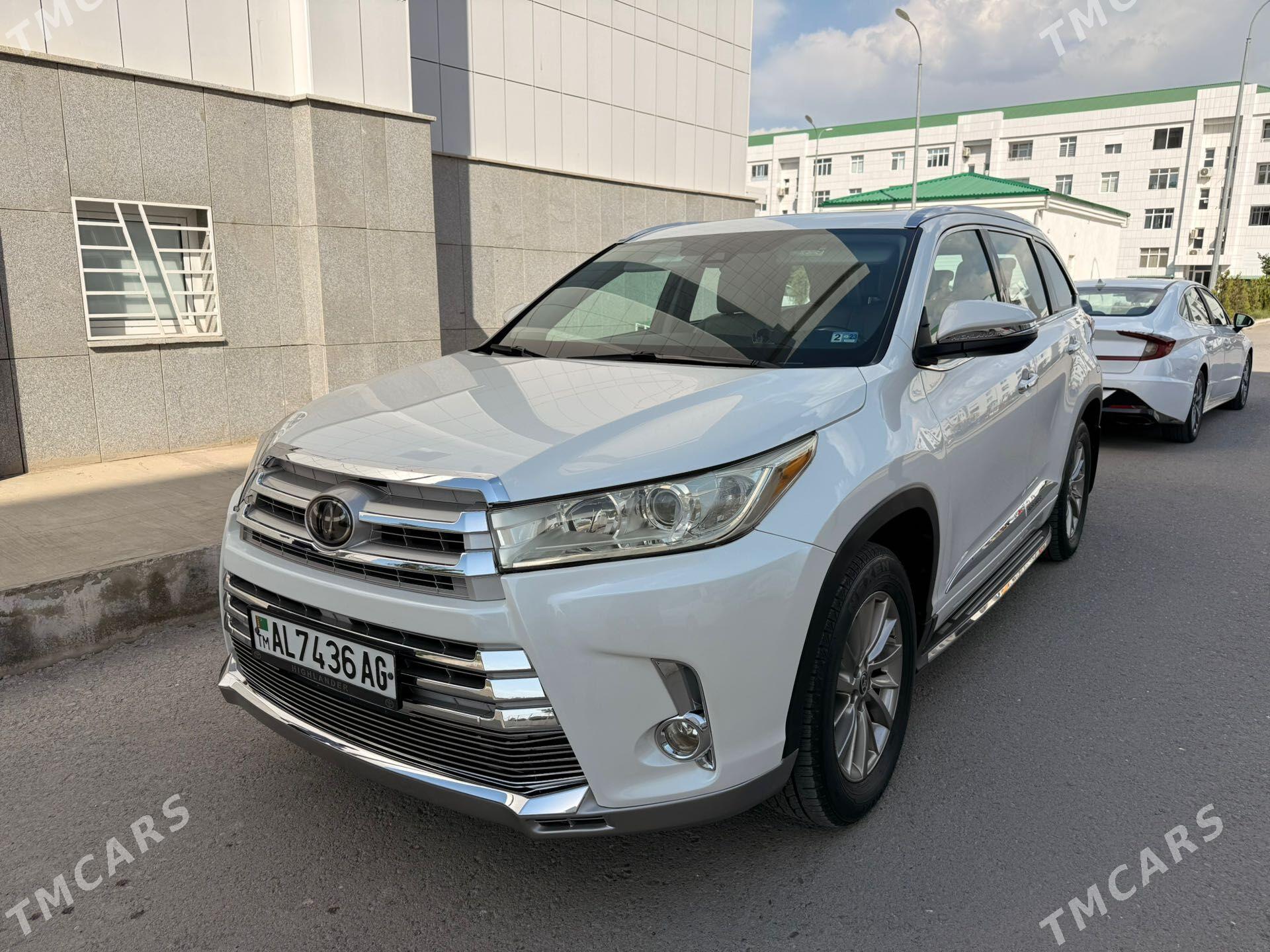 Toyota Highlander 2018 - 500 000 TMT - Ашхабад - img 1