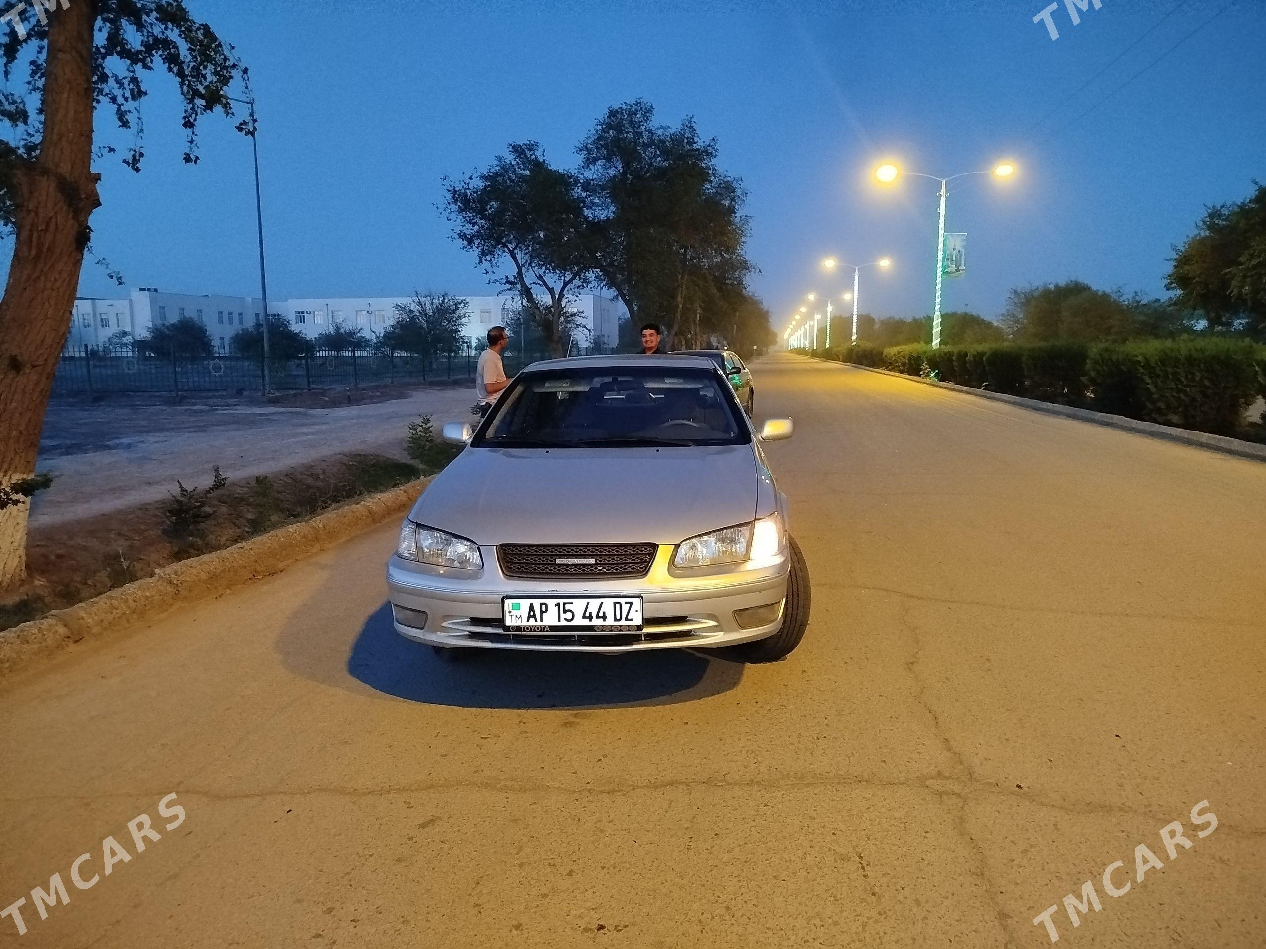 Toyota Camry 2000 - 175 000 TMT - етр. Туркменбаши - img 1