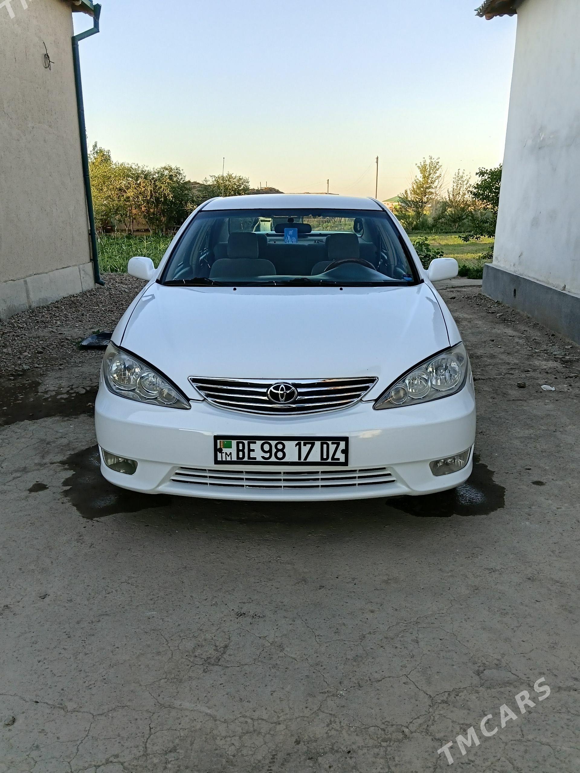 Toyota Camry 2004 - 190 000 TMT - Дашогуз - img 1