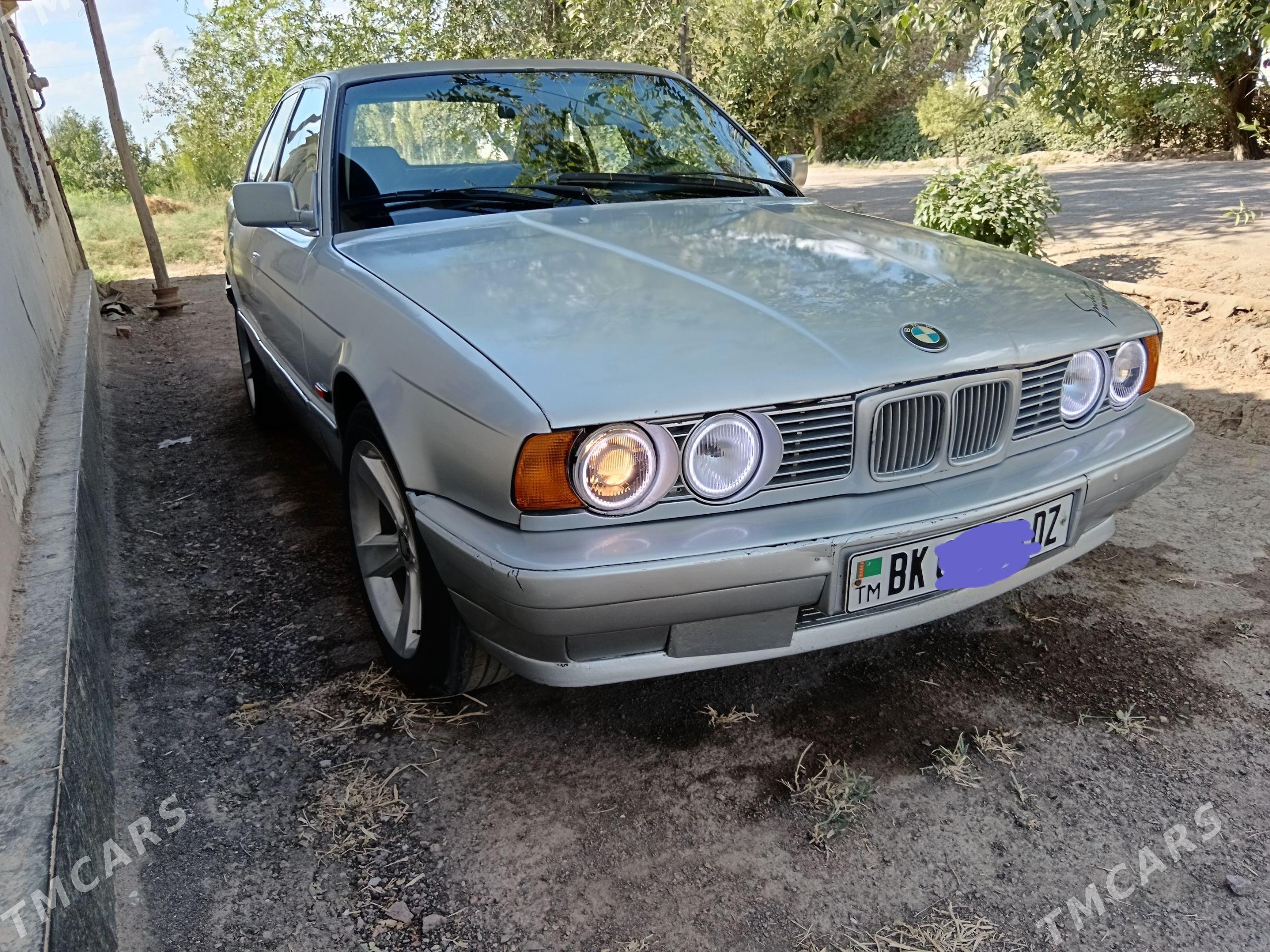 BMW E34 1990 - 44 000 TMT - Дашогуз - img 1