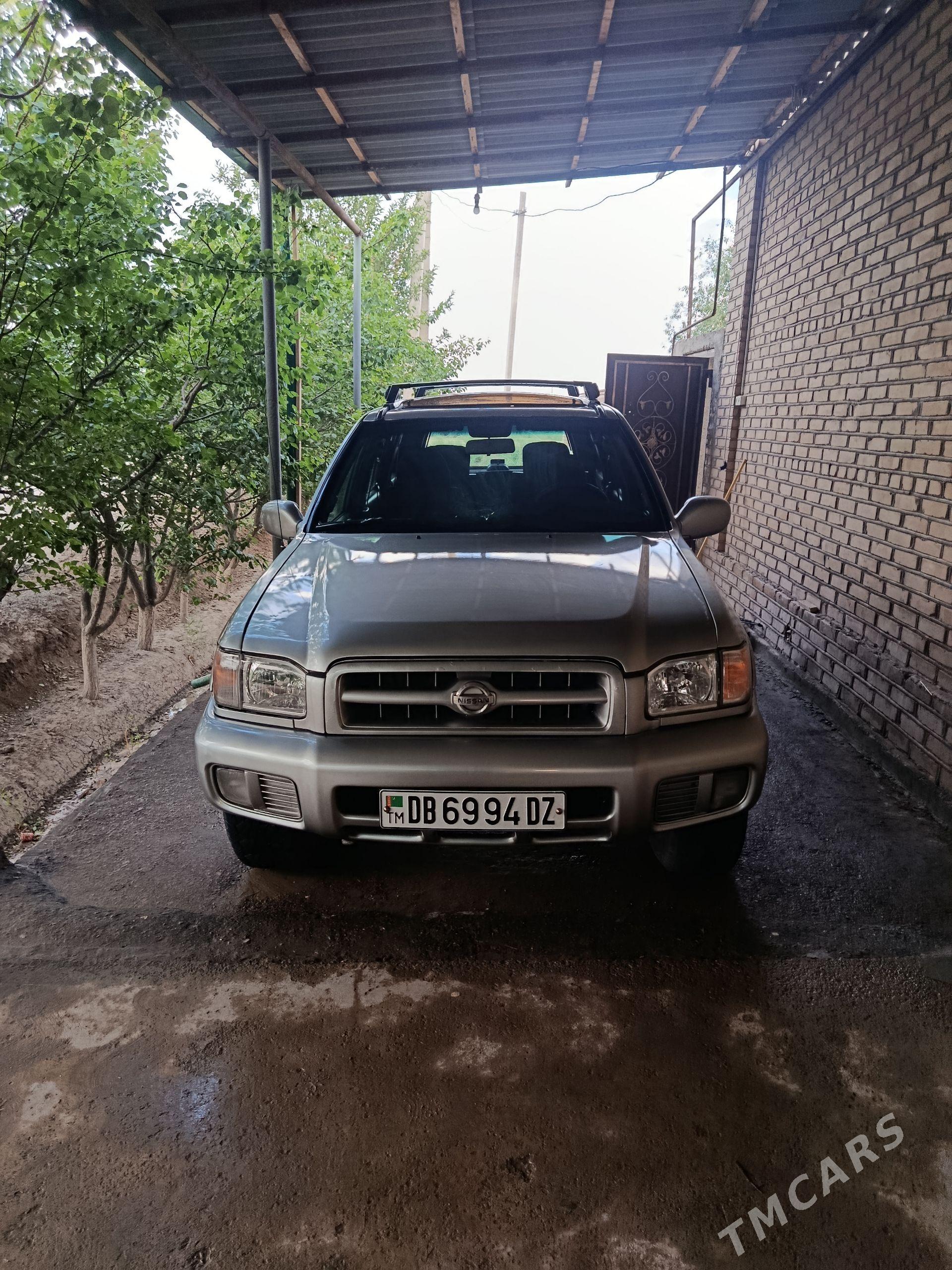 Nissan Pathfinder 2001 - 135 000 TMT - Дашогуз - img 1