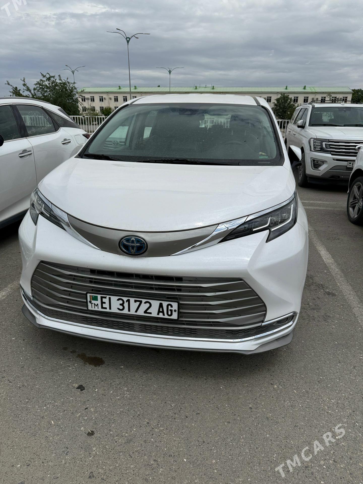 Toyota Sienna 2021 - 480 000 TMT - Aşgabat - img 1