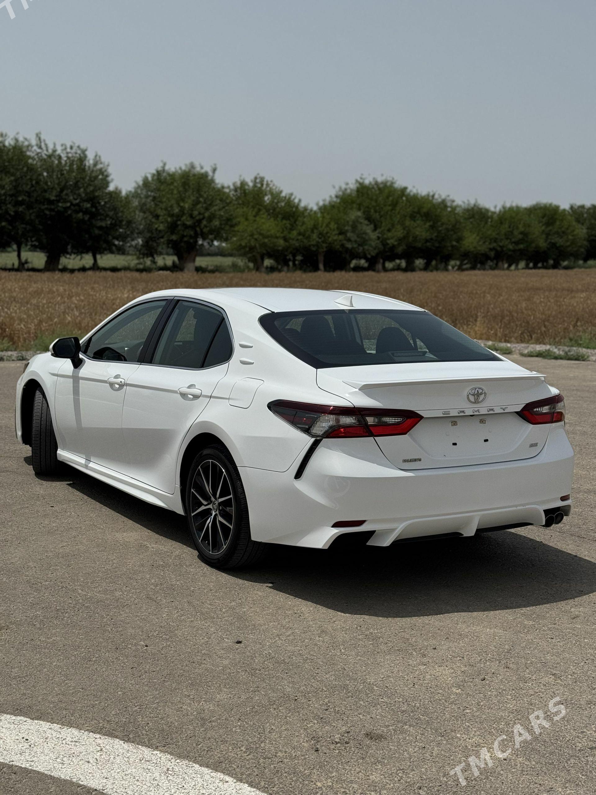 Toyota Camry 2023 - 380 000 TMT - Мары - img 1