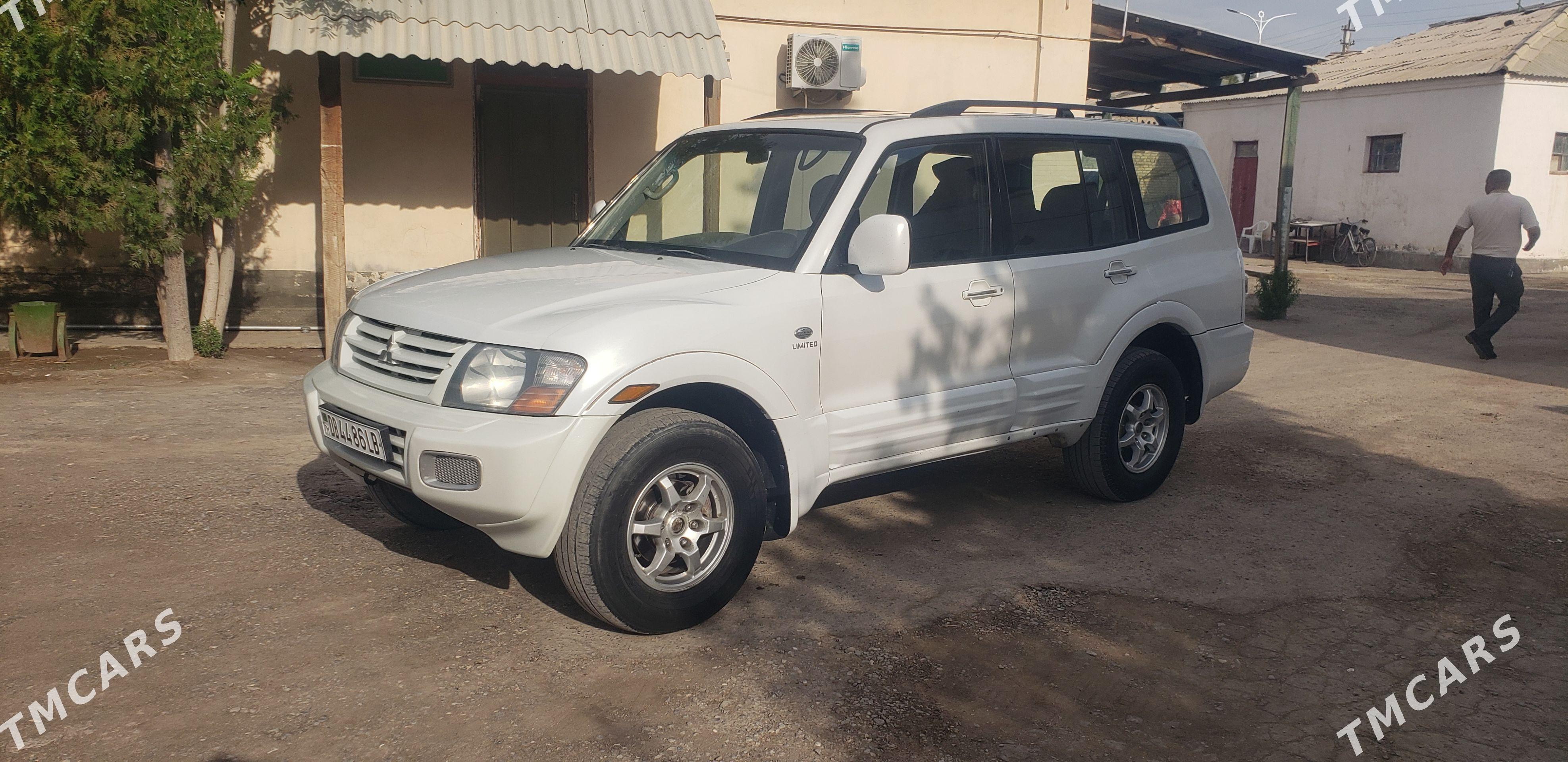 Mitsubishi Montero 2001 - 130 000 TMT - Дянев - img 1