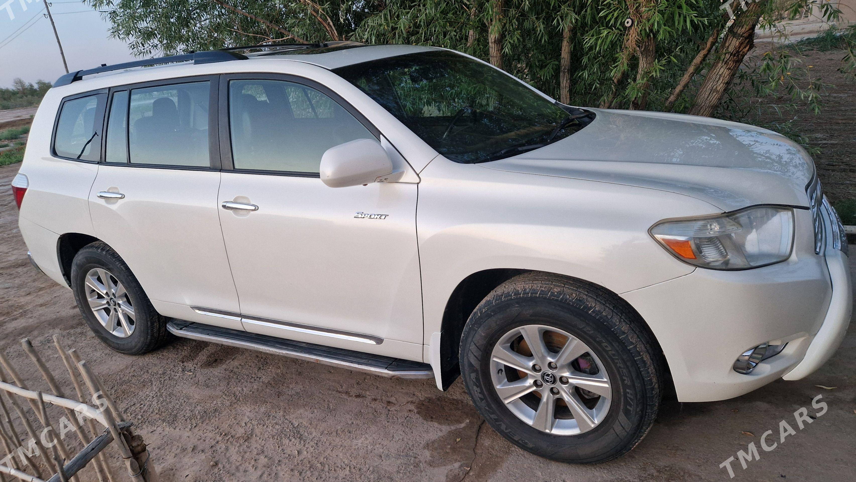 Toyota Highlander 2010 - 360 000 TMT - етр. Туркменбаши - img 1