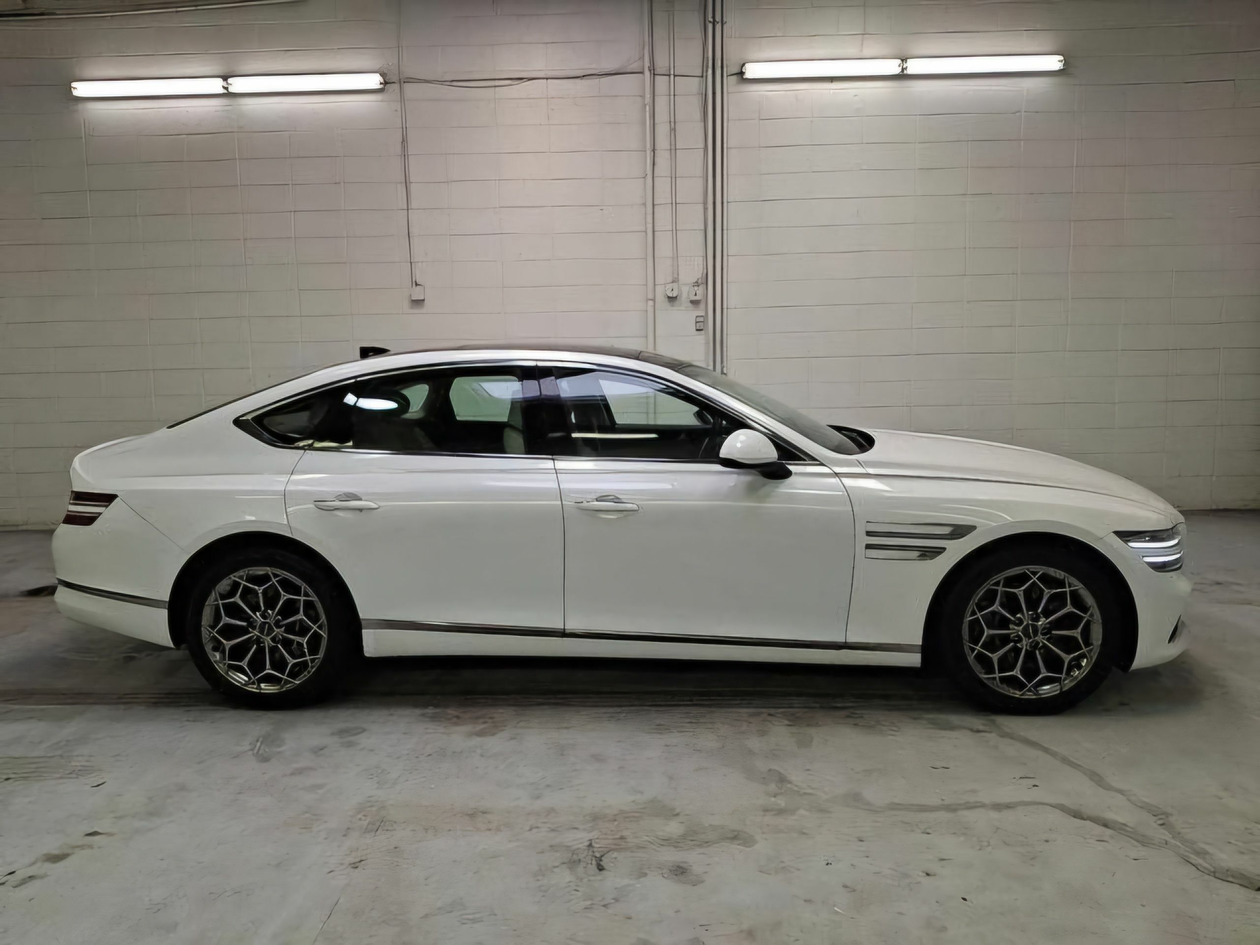 GENESIS G80 2024 11 000 TMT - Aşgabat - img 1