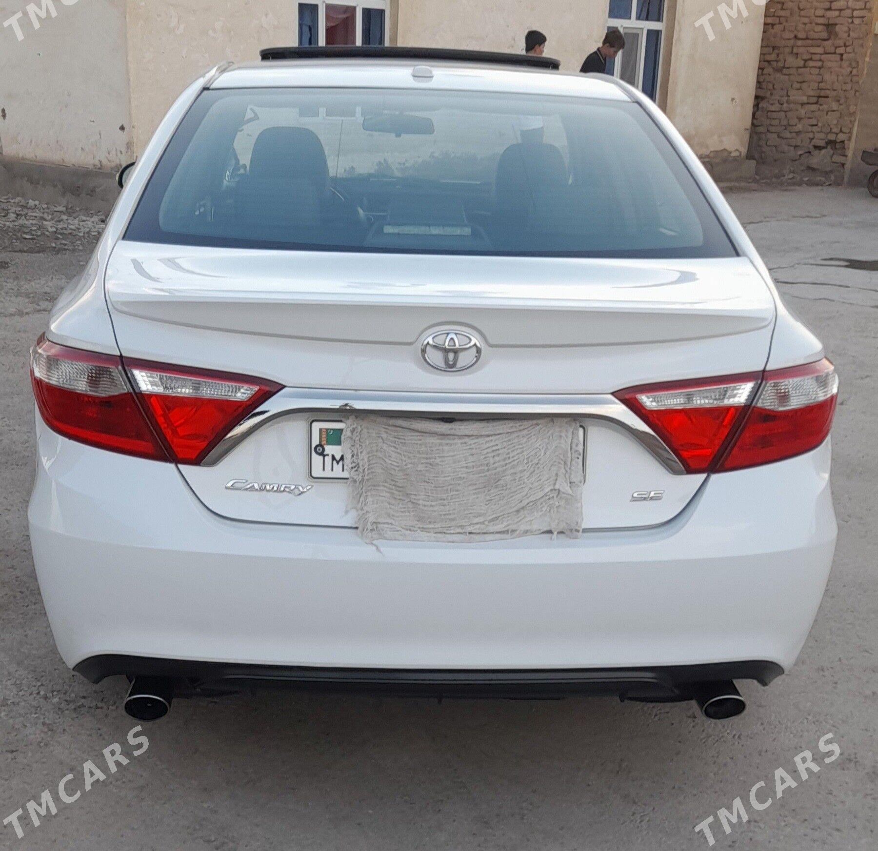Toyota Camry 2017 - 320 000 TMT - Теджен - img 1