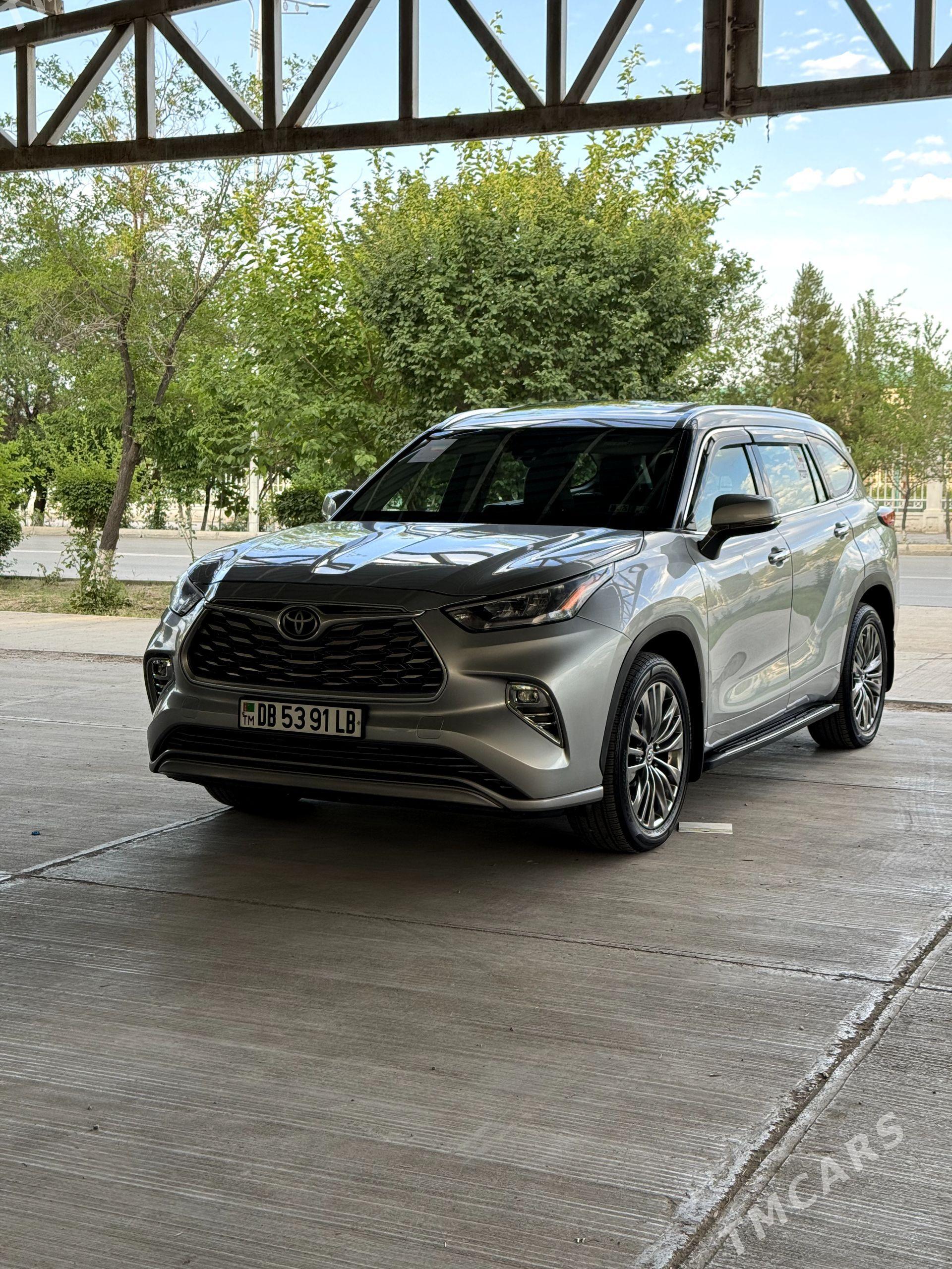 Toyota Highlander 2021 - 630 000 TMT - Türkmenabat - img 1