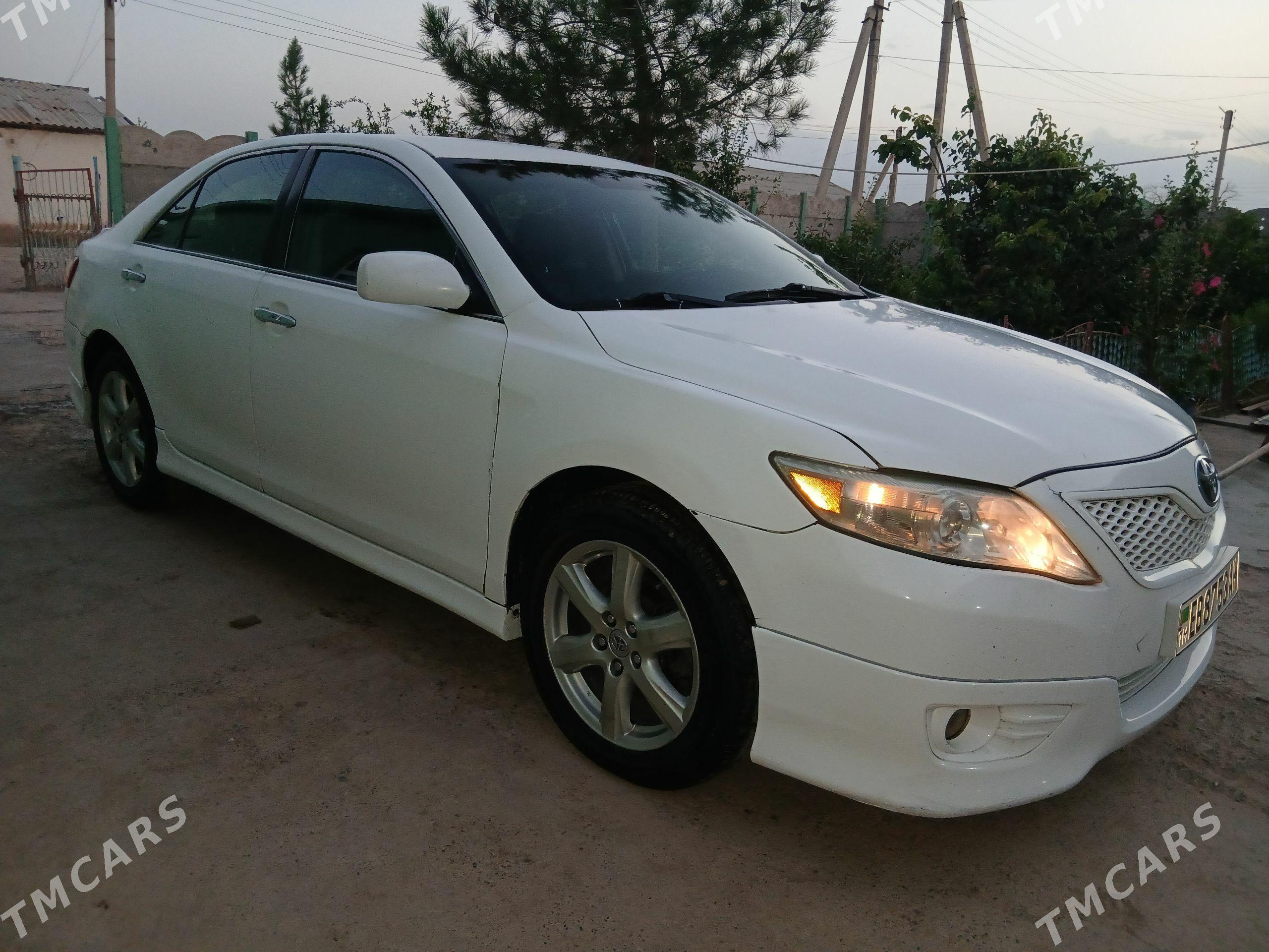 Toyota Camry 2007 - 160 000 TMT - Теджен - img 1