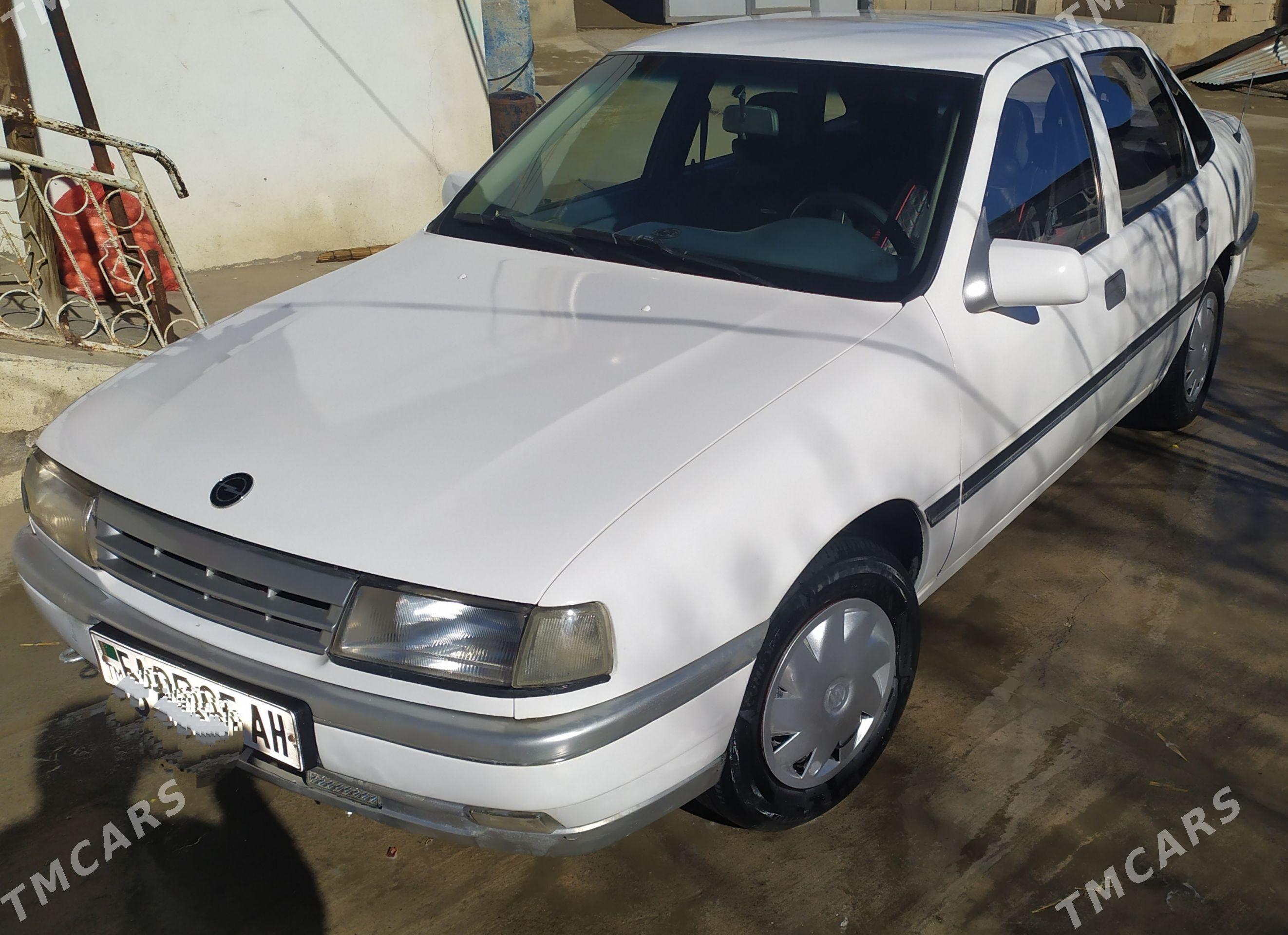 Opel Vectra 1991 - 38 000 TMT - Бахарден - img 1