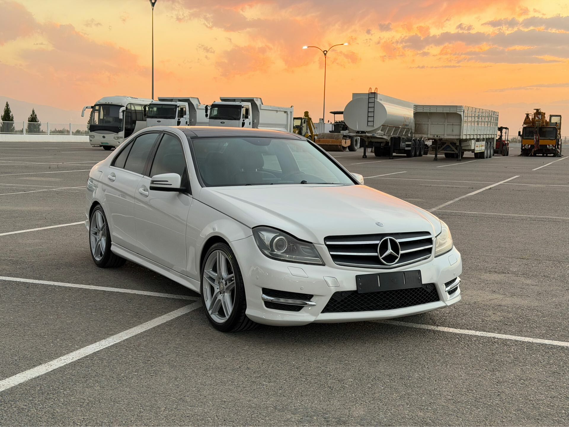 Mercedes-Benz C350 2010 - 198 000 TMT - Aşgabat - img 1