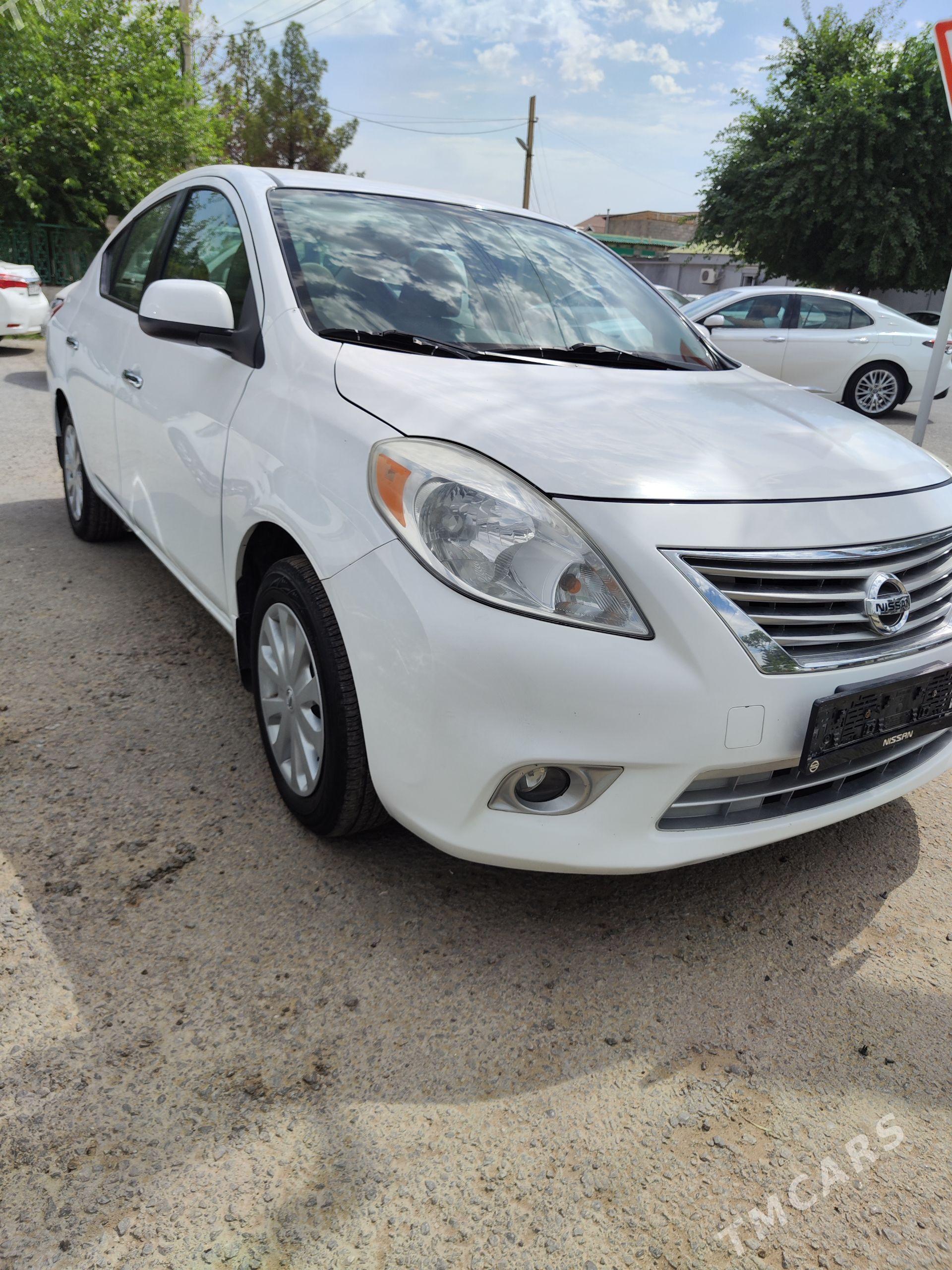 Nissan Versa 2013 - 145 000 TMT - Ашхабад - img 1