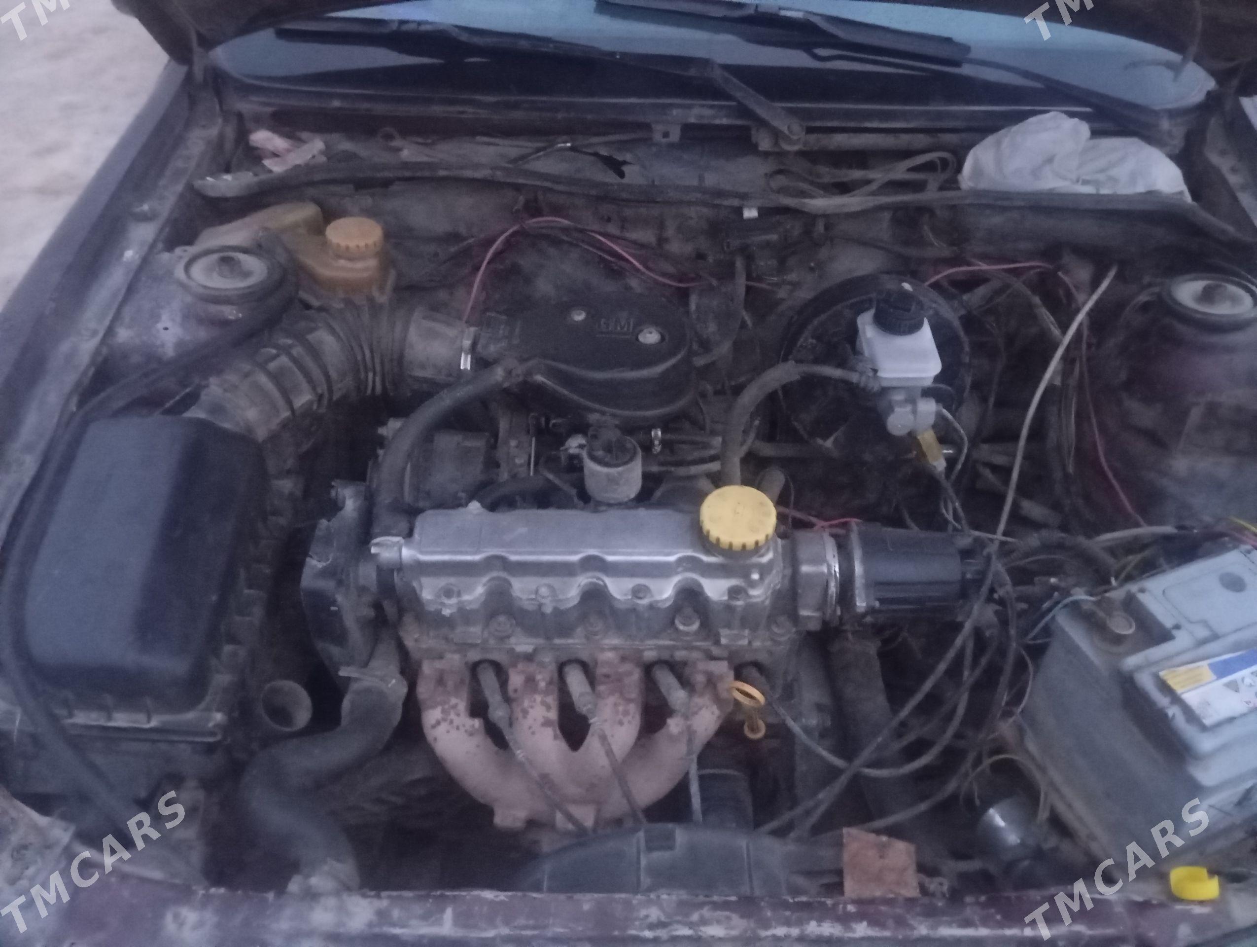 Opel Vectra 1991 - 18 000 TMT - етр. Туркменбаши - img 1