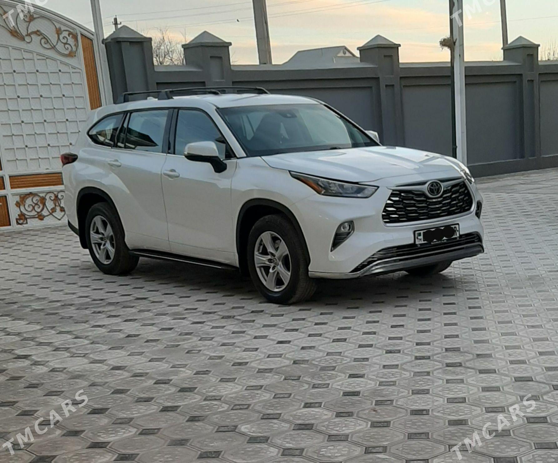 Toyota Highlander 2020 - 520 000 TMT - Мары - img 1