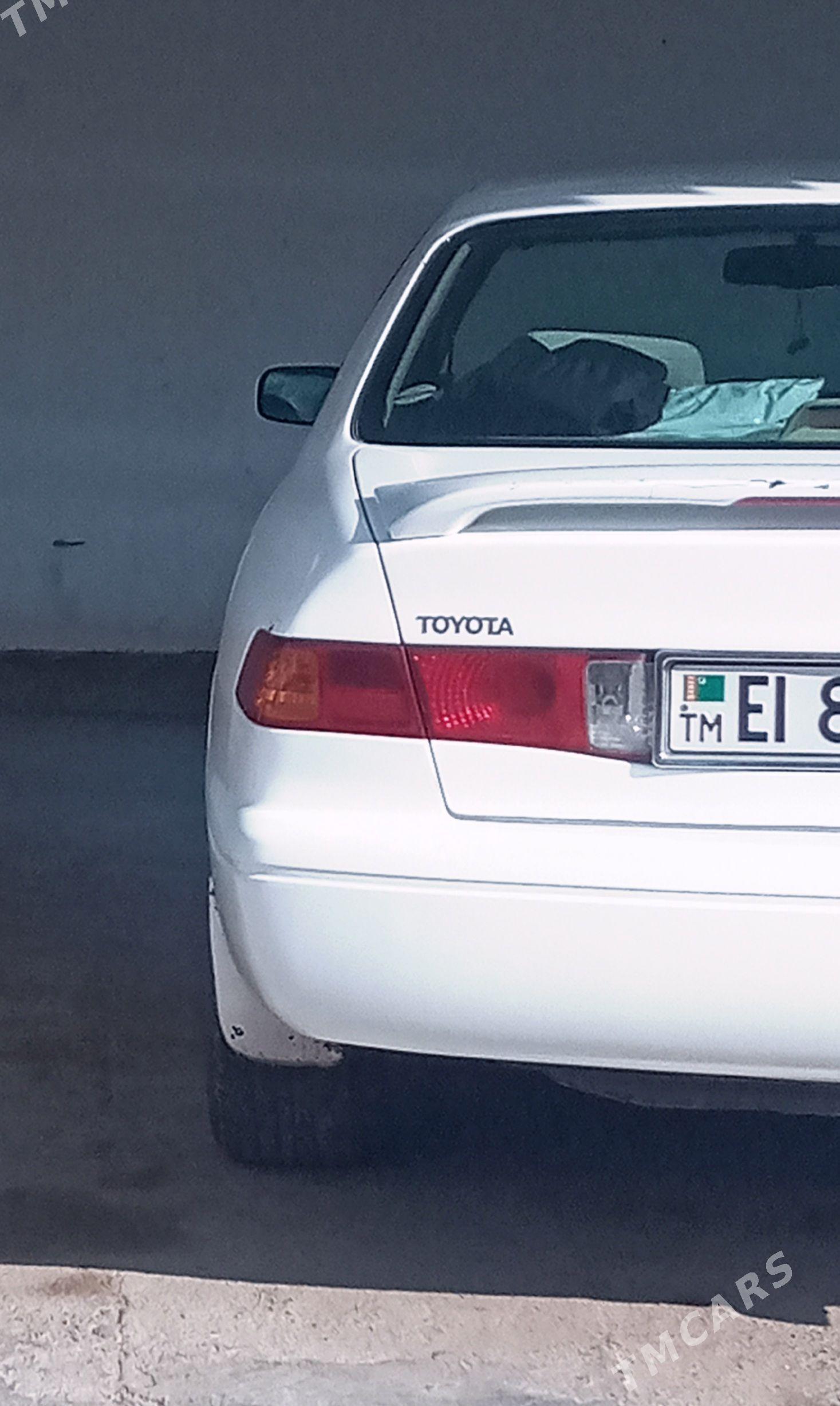 Toyota Camry 1999 - 140 000 TMT - Мары - img 1