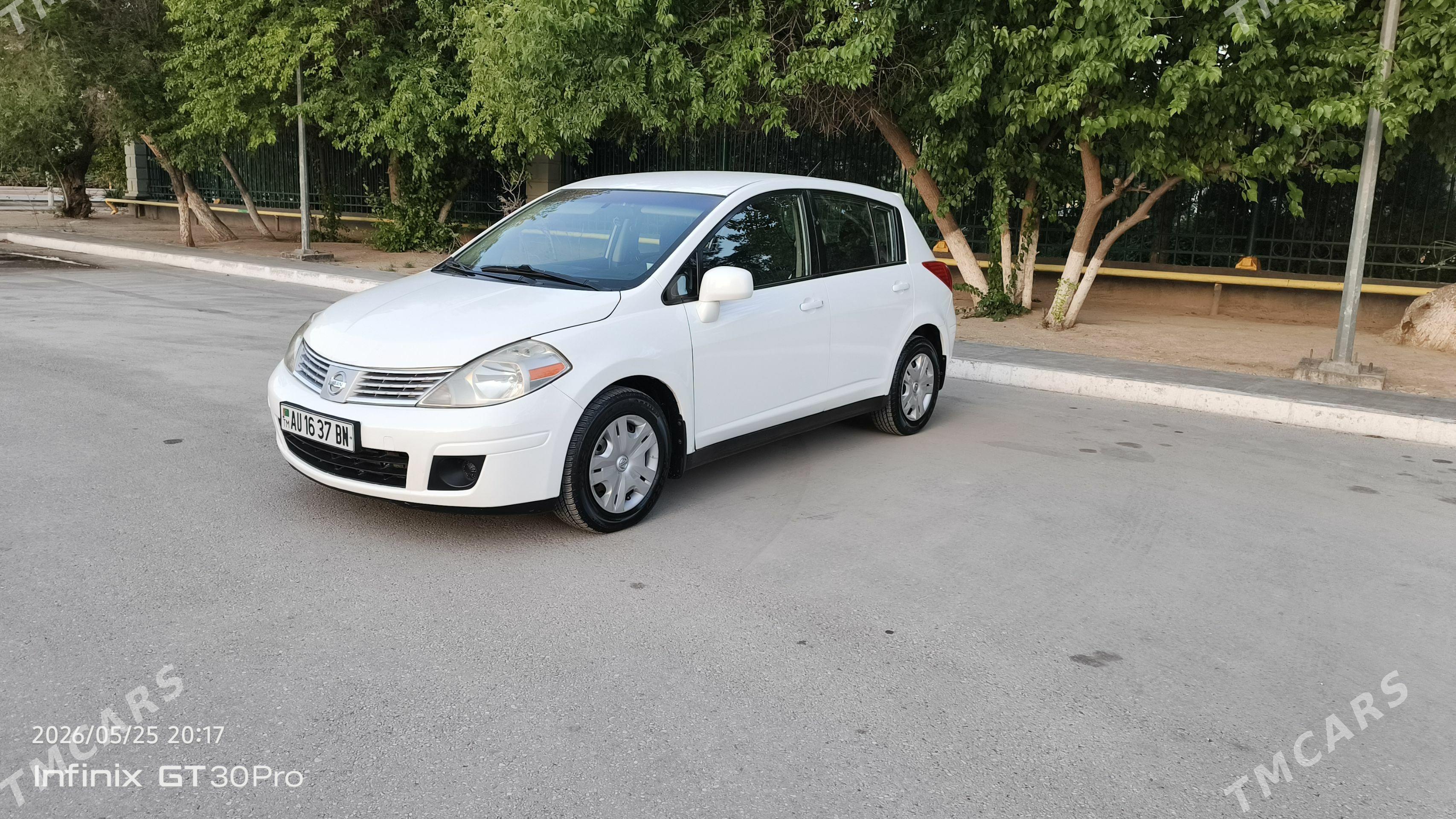 Nissan Versa 2011 - 133 000 TMT - Балканабат - img 1