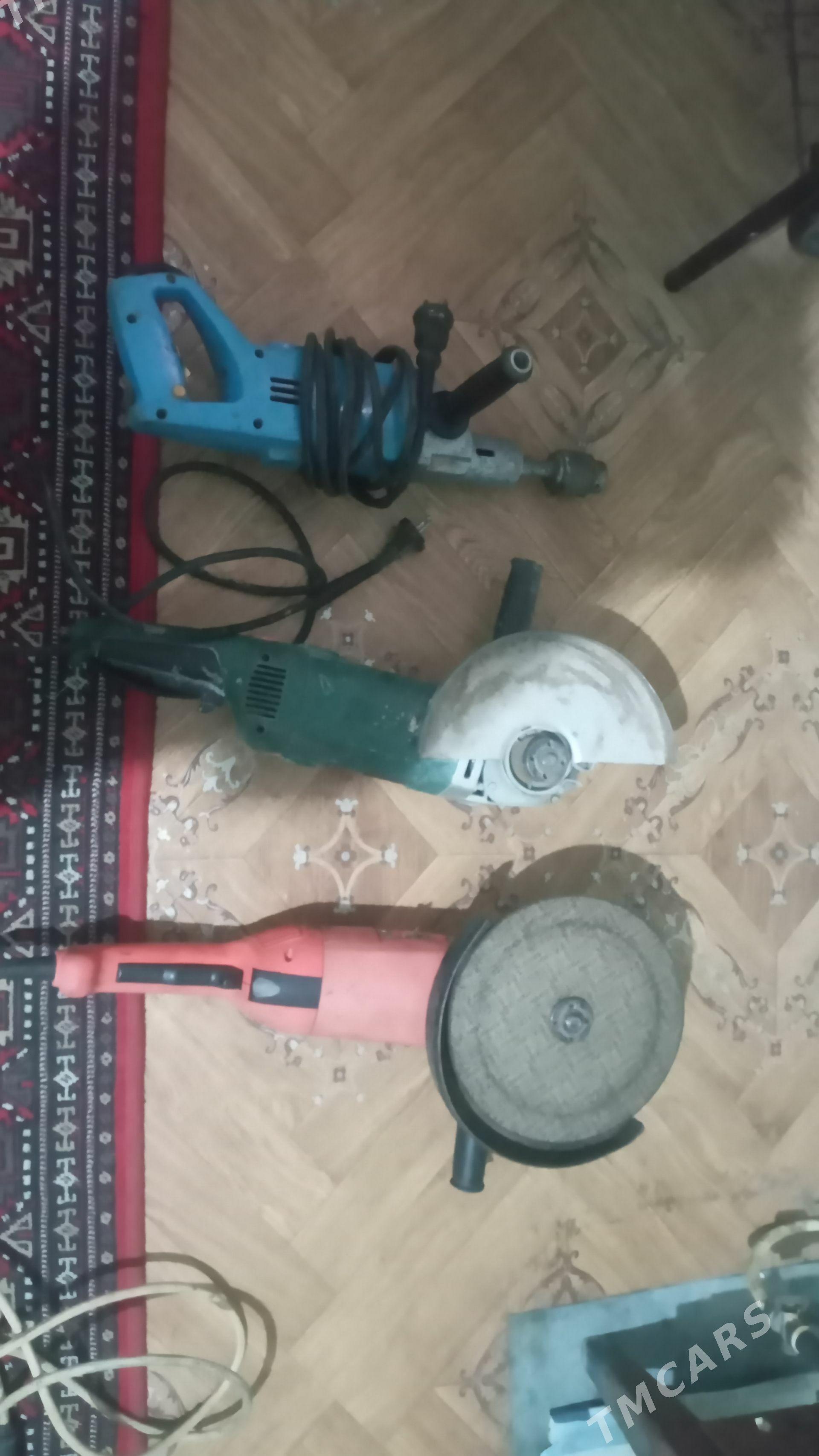 balgarka drel şurpabyor. - Büzmeýin - img 1