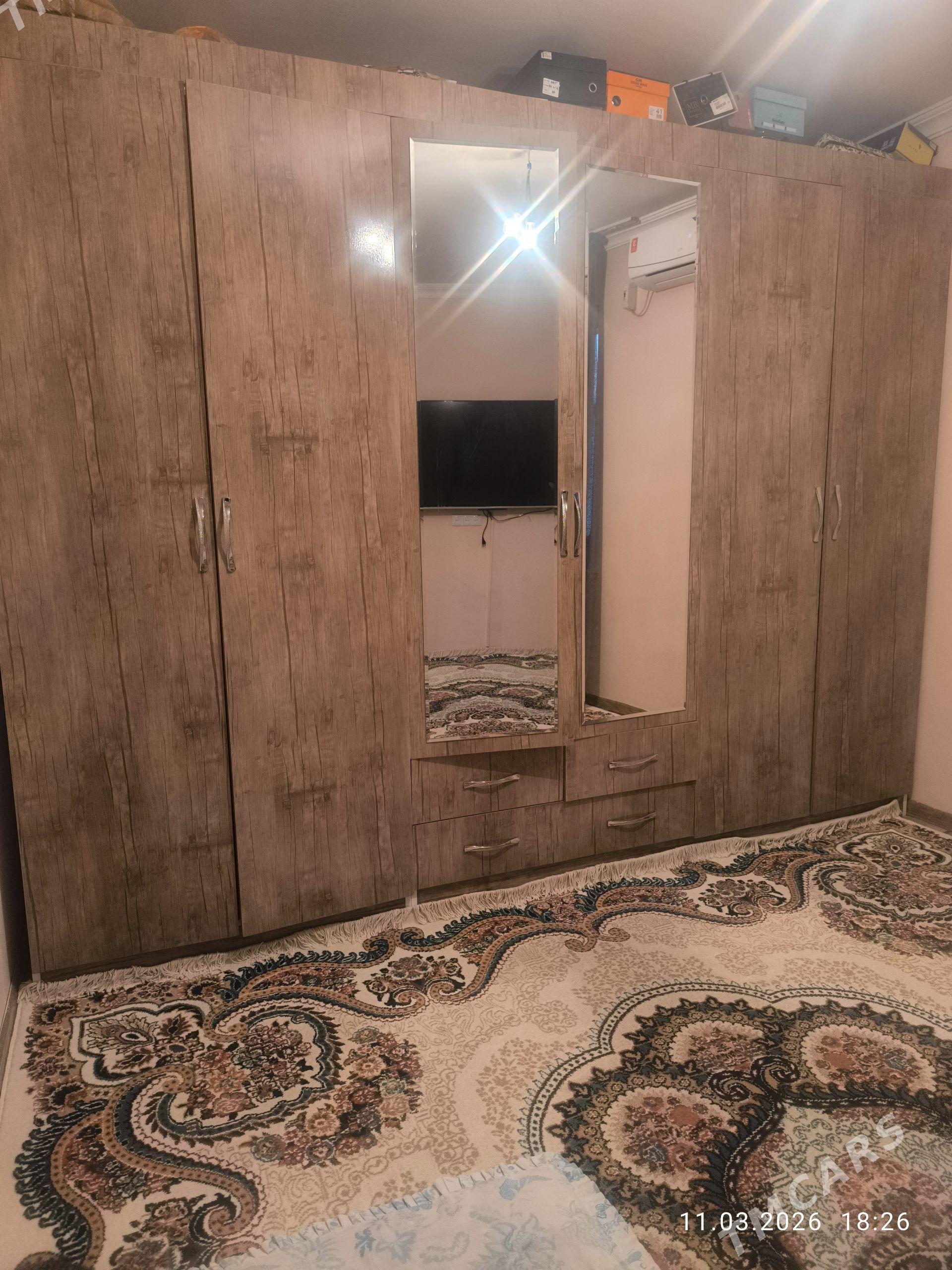 şkaf ýagdaýy gowy - Mary - img 1