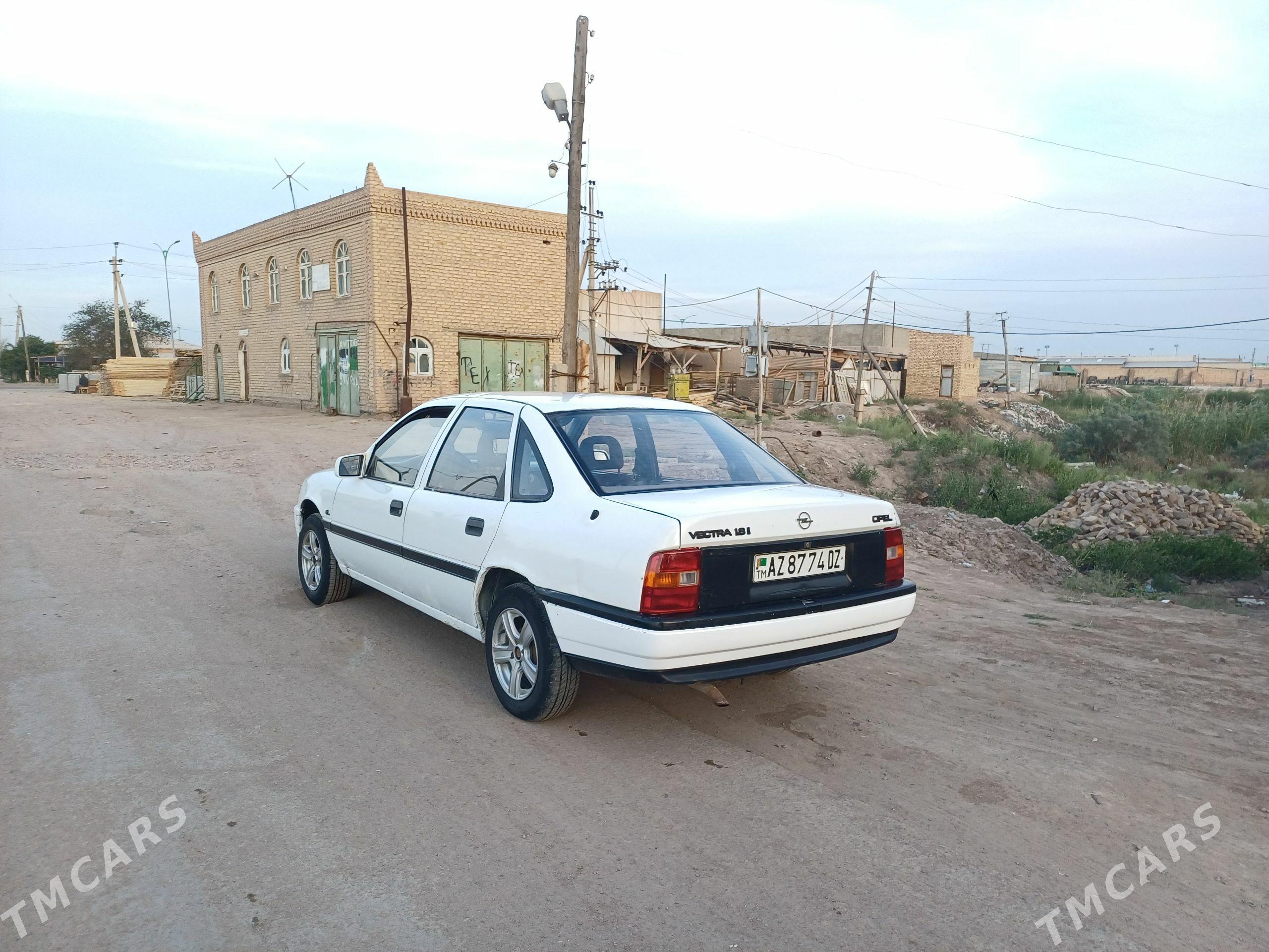 Opel Vectra 1992 - 32 000 TMT - Gubadag - img 1