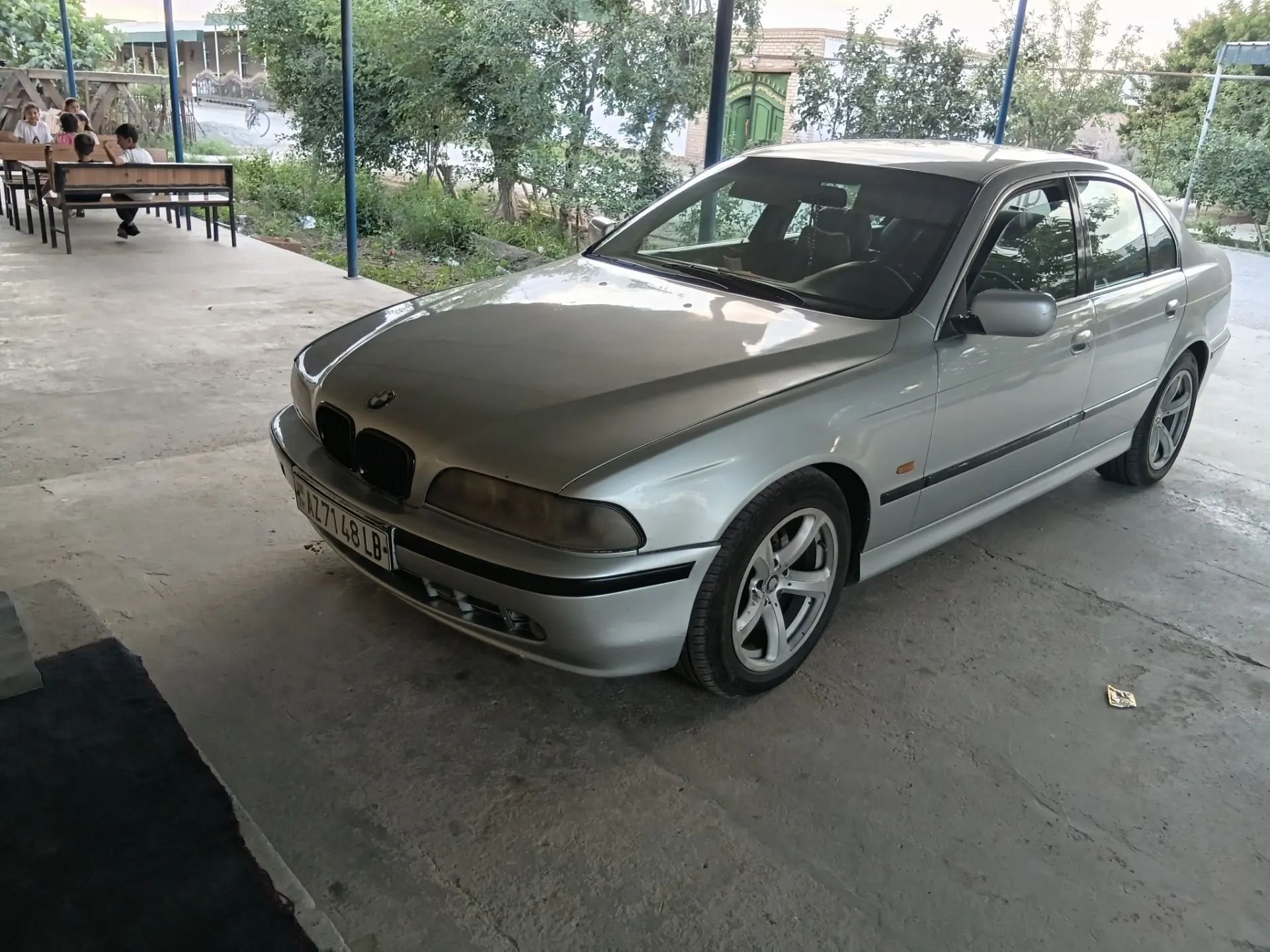 BMW 525 1997 - 90 000 TMT - Dänew - img 1