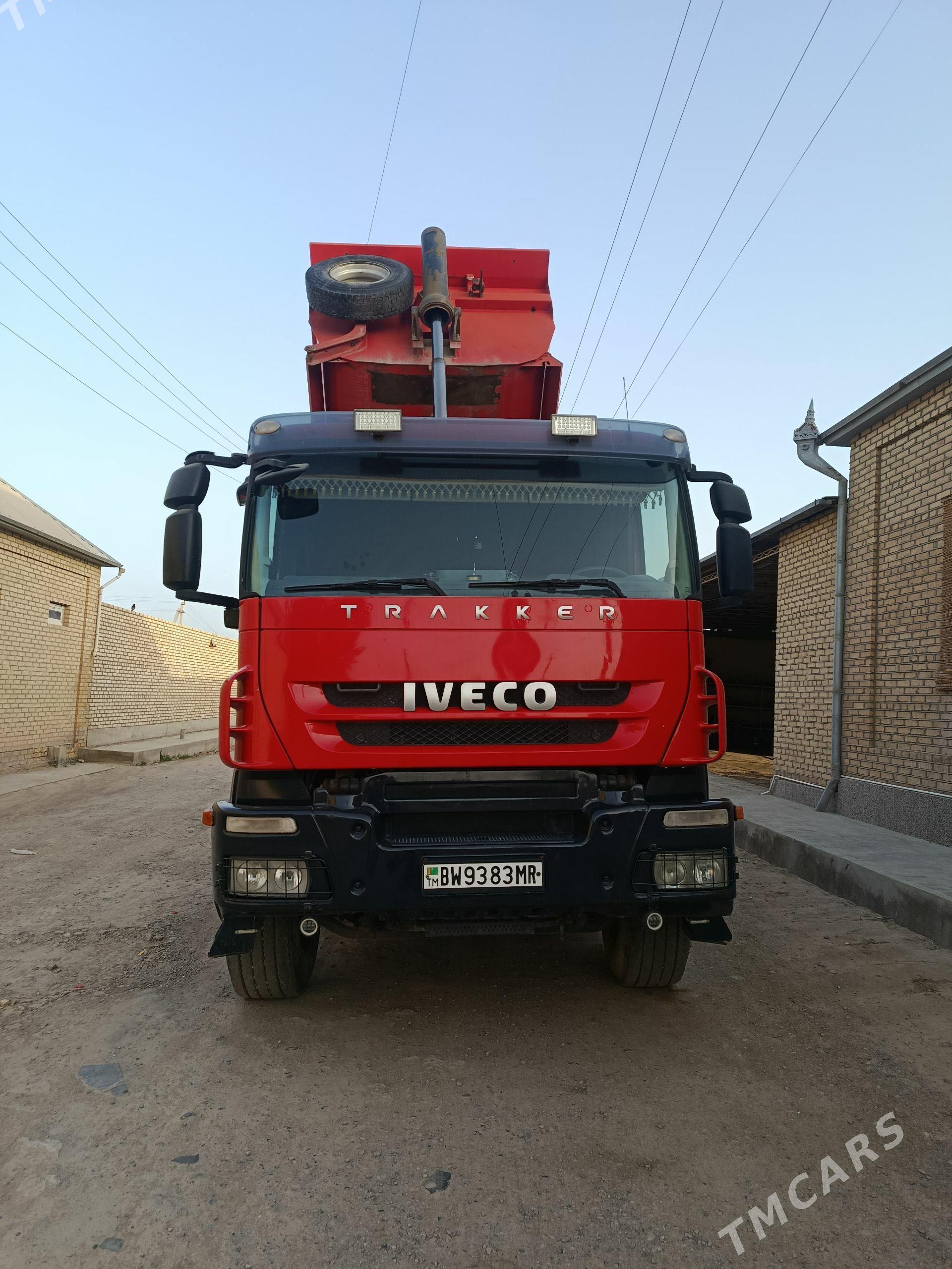 Iveco Trakker 2008 - 520 000 TMT - Mary - img 1