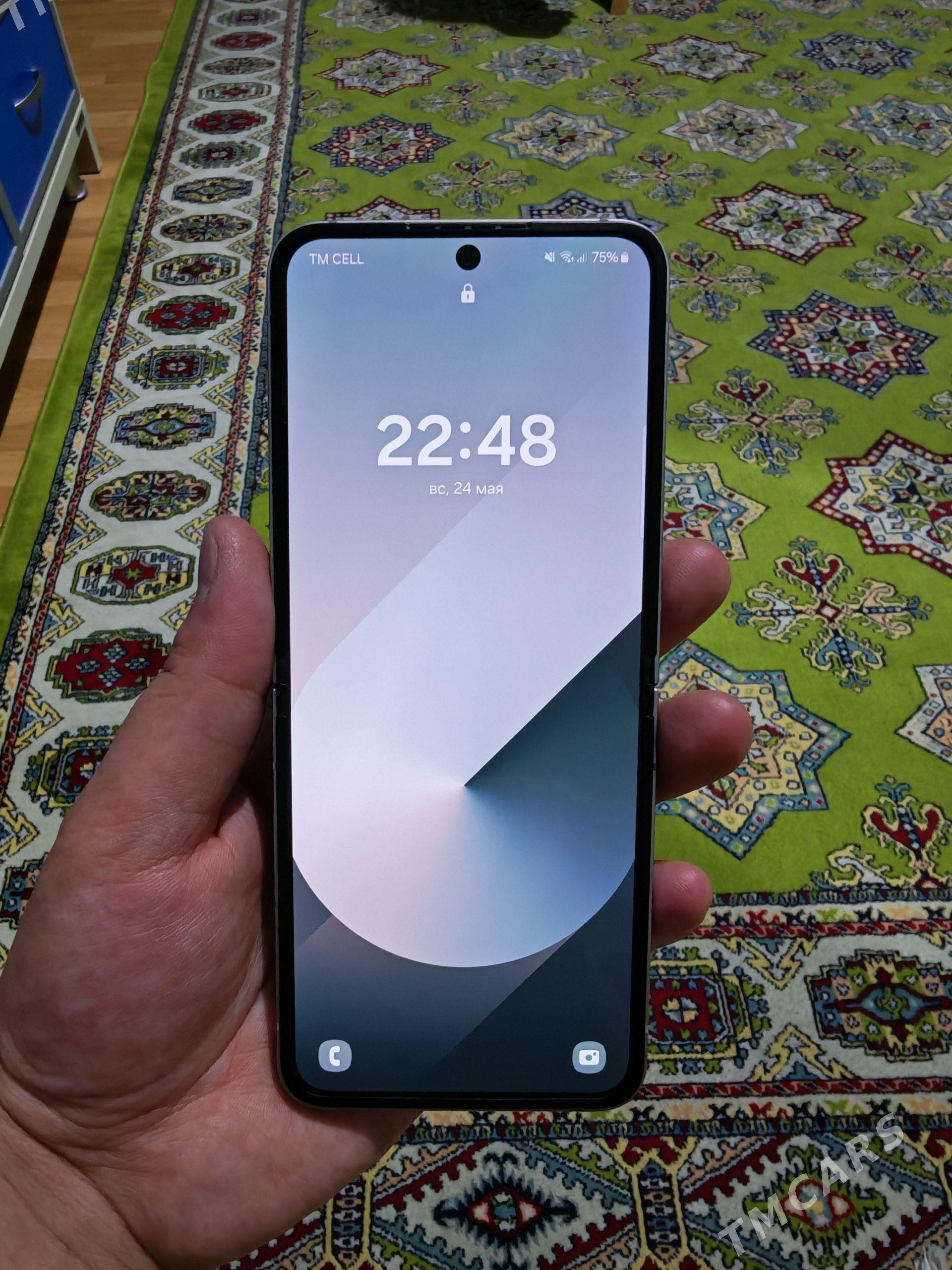 Samsung Z flip 6 12/256 GB - Ашхабад - img 1