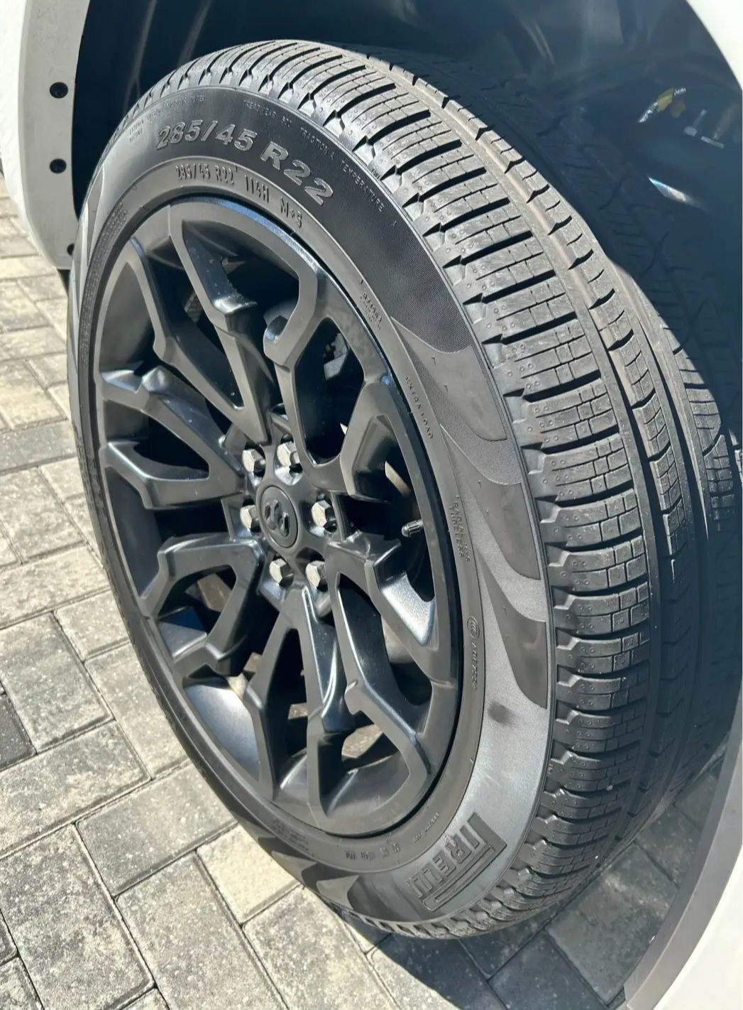PIRELLI 285 45 22 2 700 TMT - Ашхабад - img 1