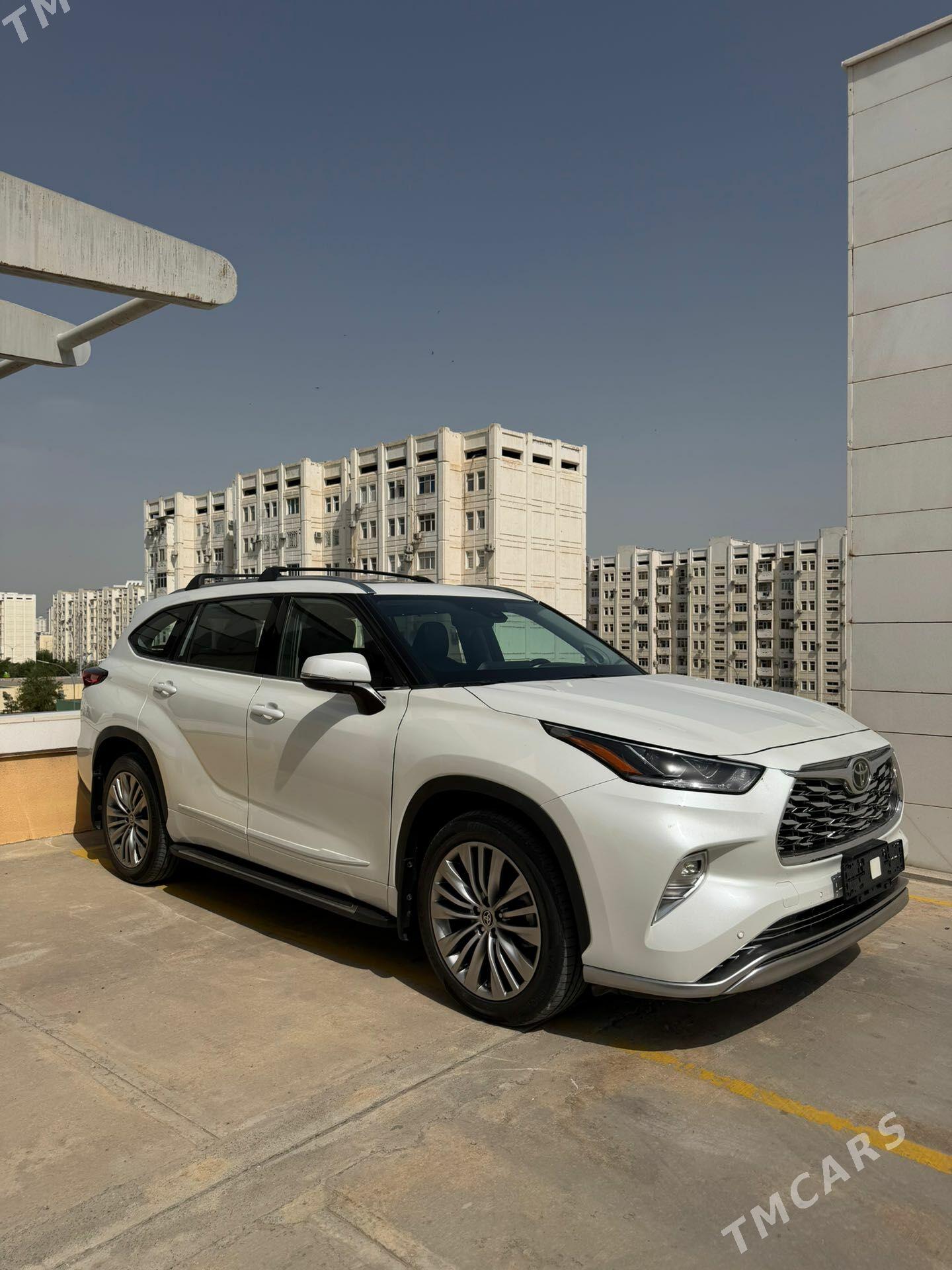 Toyota Highlander 2022 - 615 000 TMT - Ашхабад - img 1