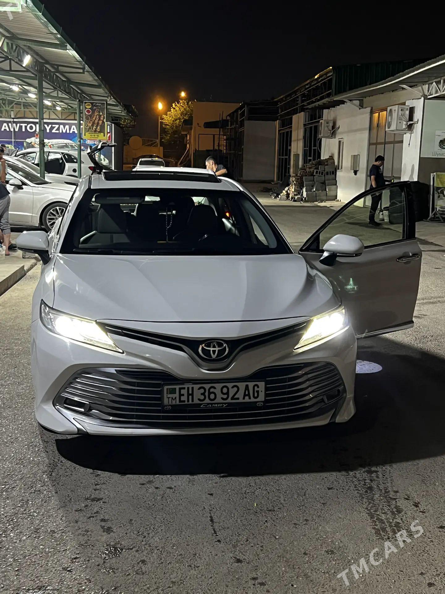 Toyota Camry 2017 - 310 000 TMT - Гарадамак Шор - img 1