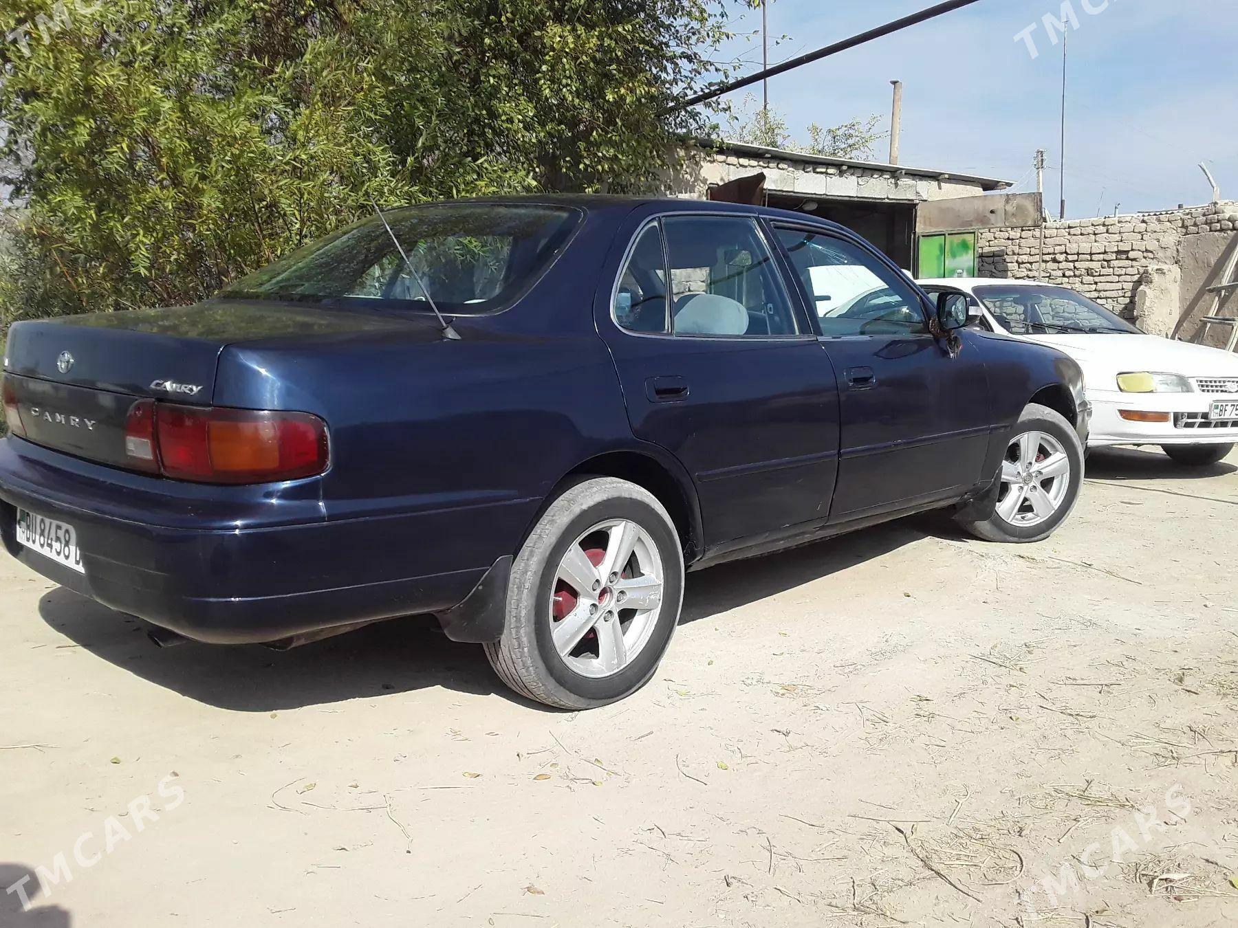 Toyota Camry 1995 - 90 000 TMT - Gurbansoltan Eje - img 1