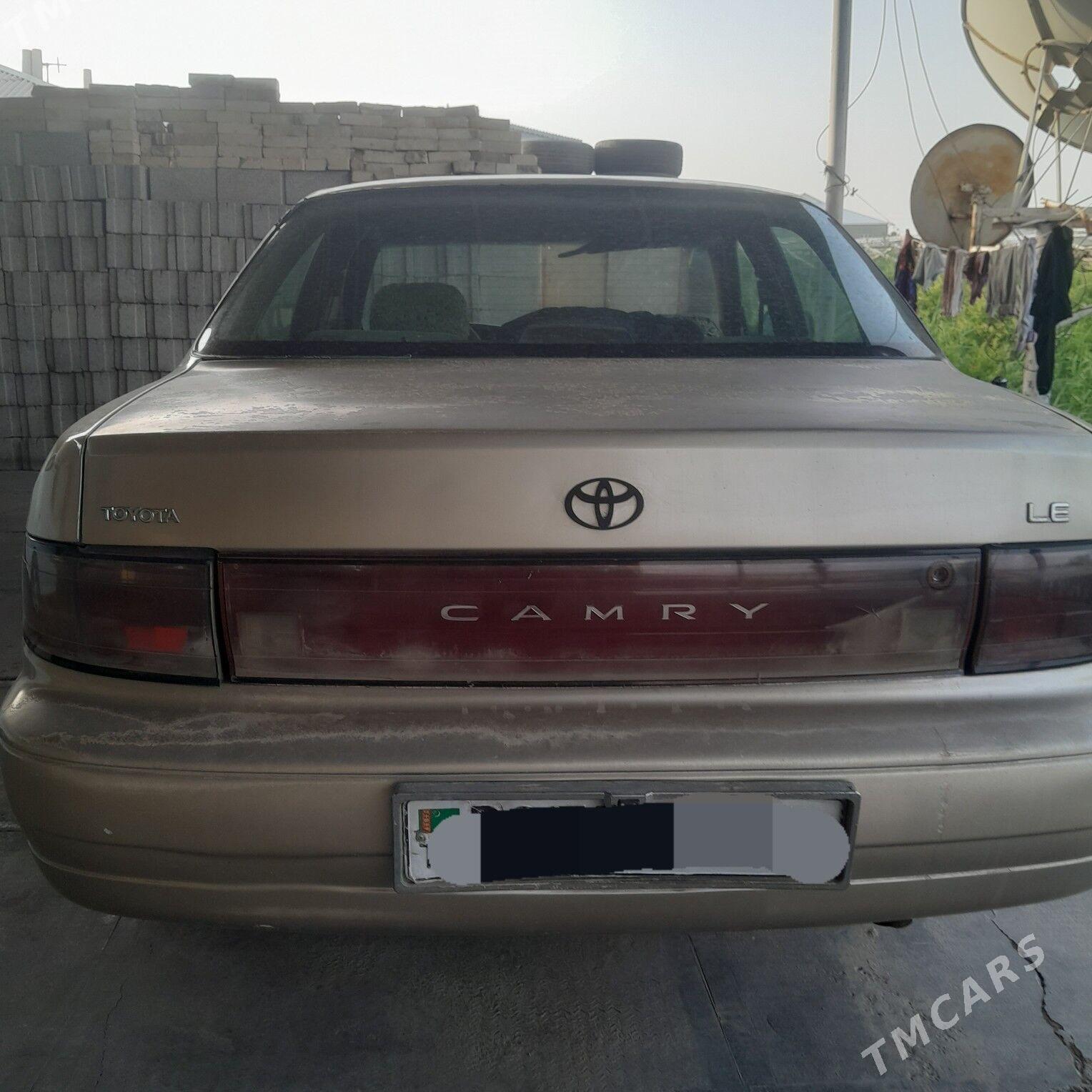 Toyota Camry 1993 - 90 000 TMT - Мары - img 1