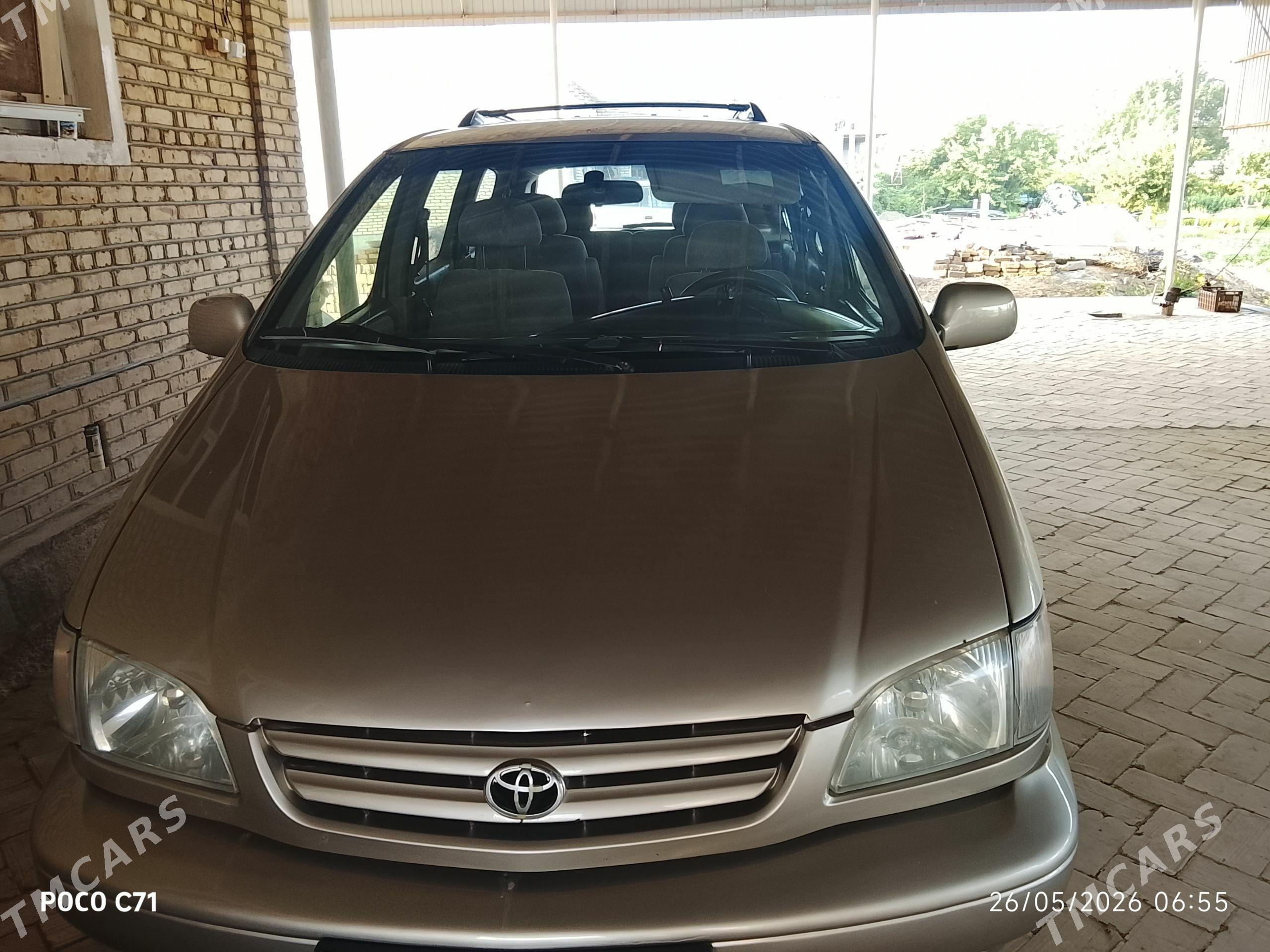 Toyota Sienna 2000 - 190 000 TMT - Garagum etraby - img 1