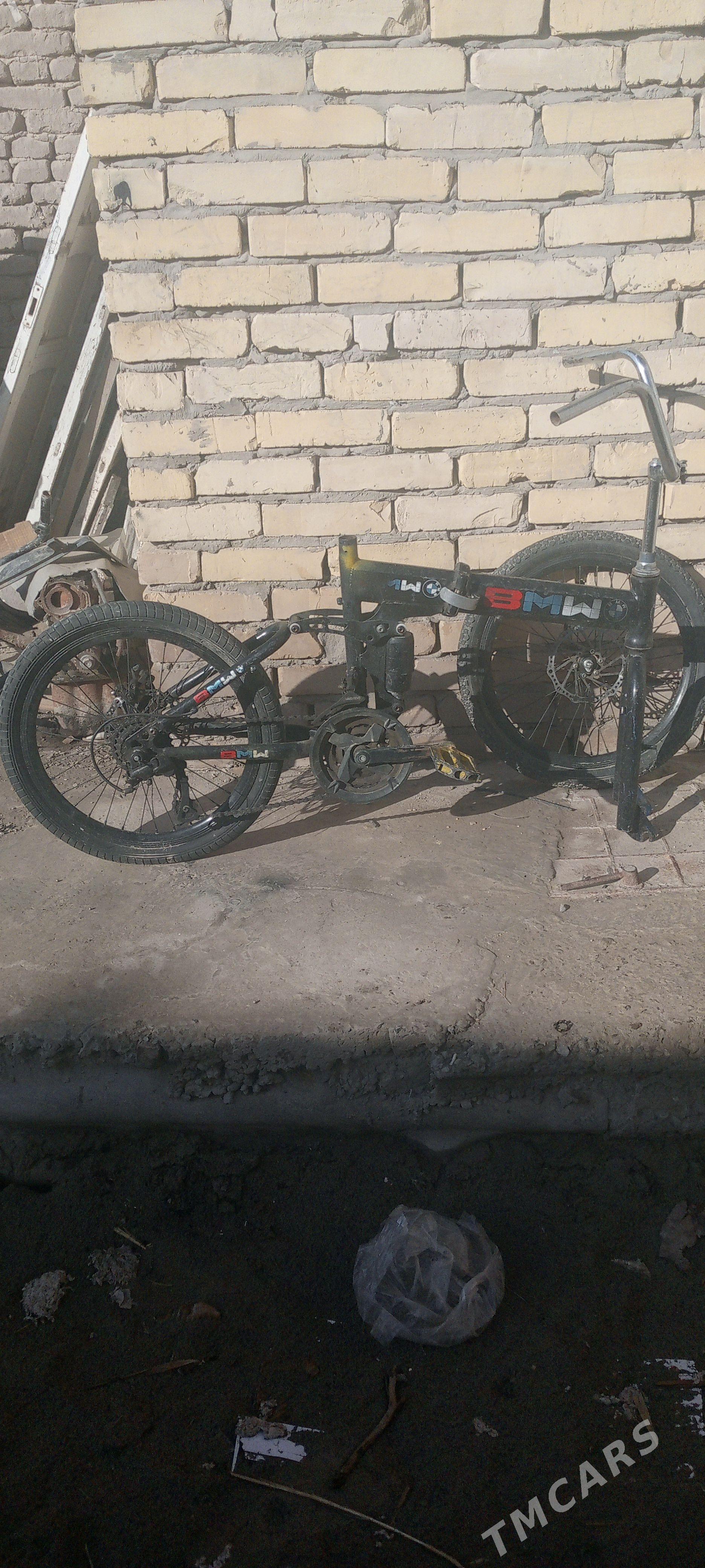 BMW - Дашогуз - img 1