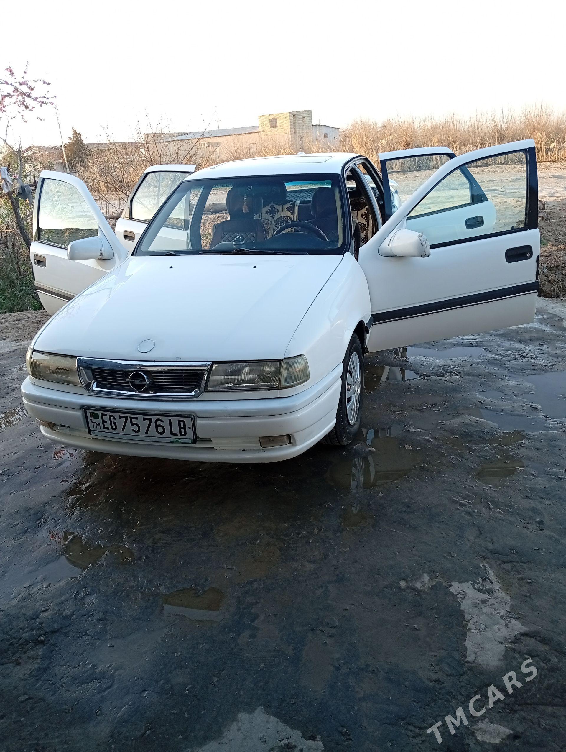 Opel Vectra 1995 - 52 000 TMT - Dänew - img 1