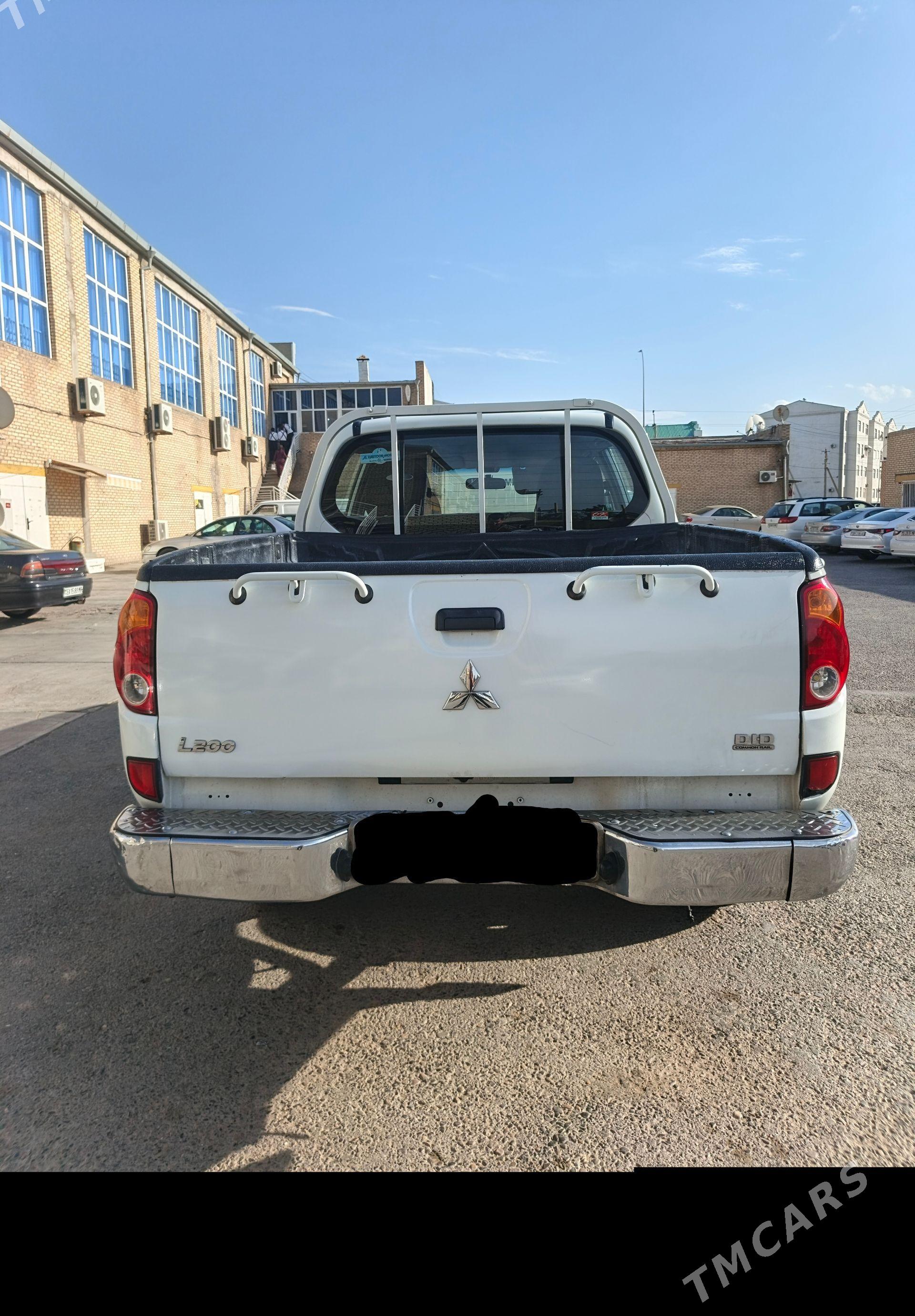 Mitsubishi L200 2010 - 170 000 TMT - Мары - img 1