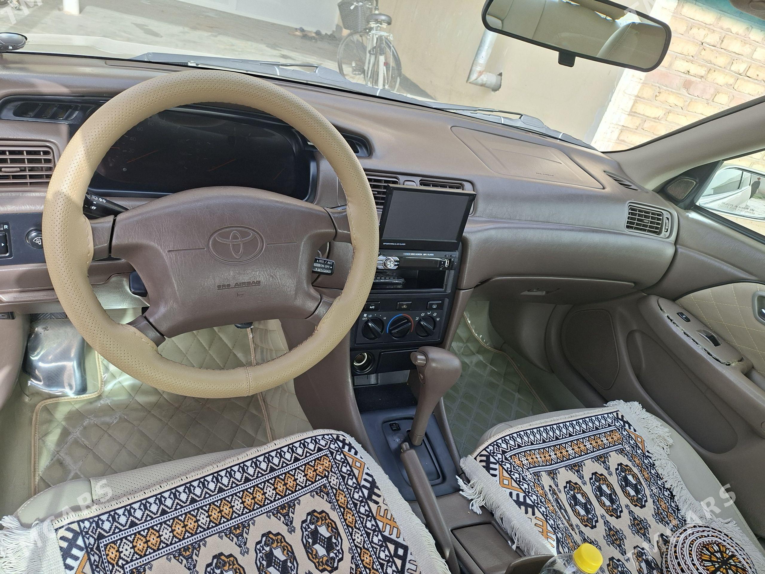 Toyota Camry 2000 - 190 000 TMT - Sarahs - img 1