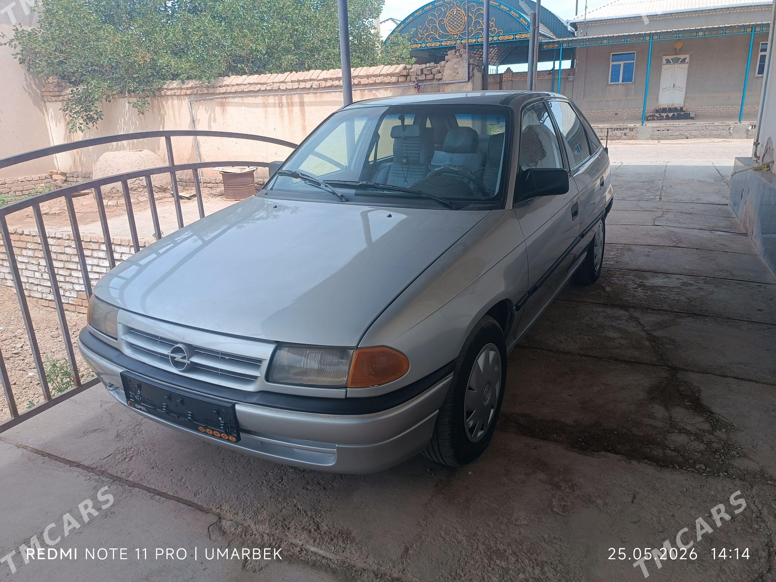 Opel Astra 1994 - 40 000 TMT - Шабатский этрап - img 1