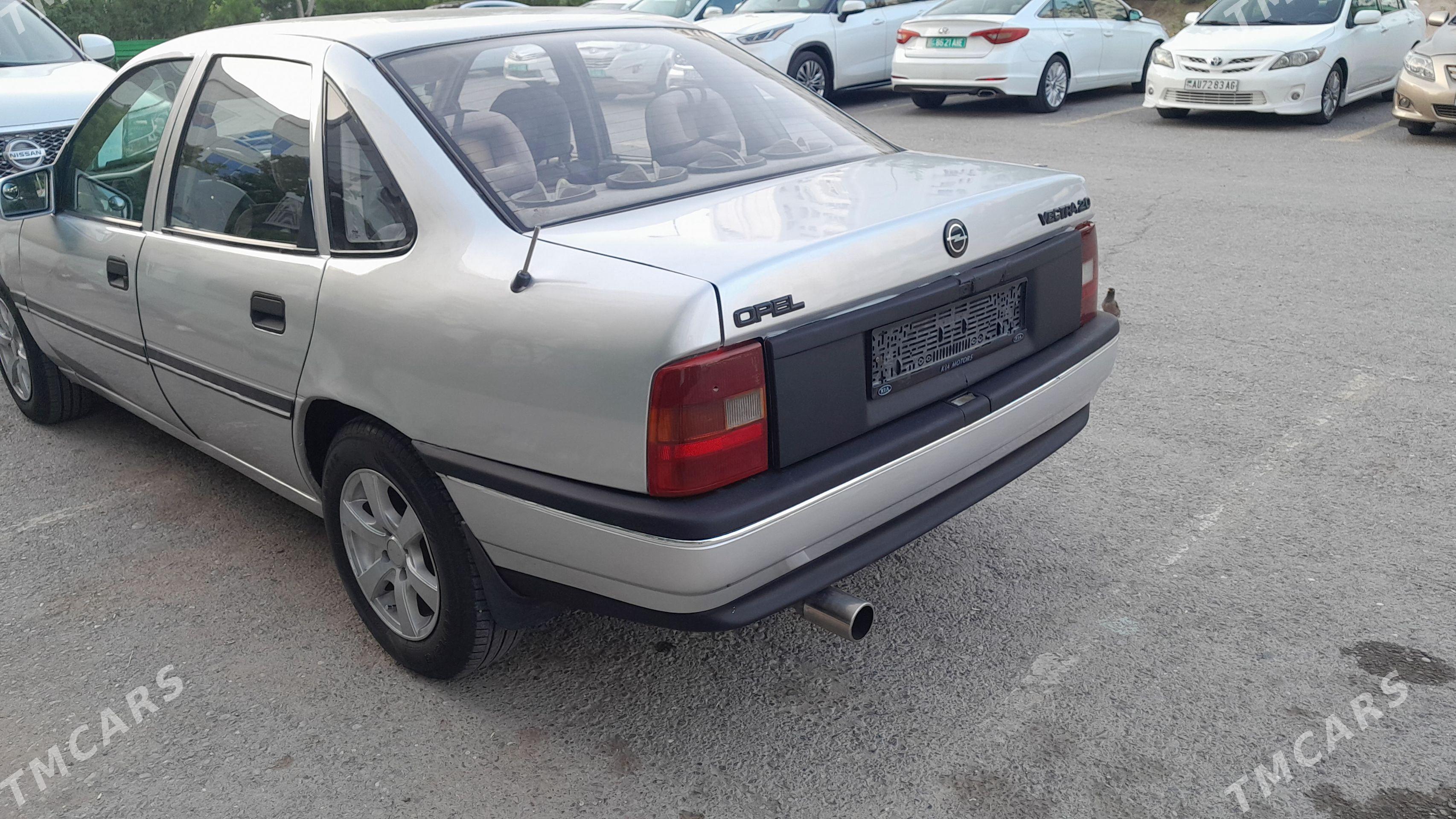 Opel Vectra 1991 - 39 000 TMT - Мир 7 - img 1