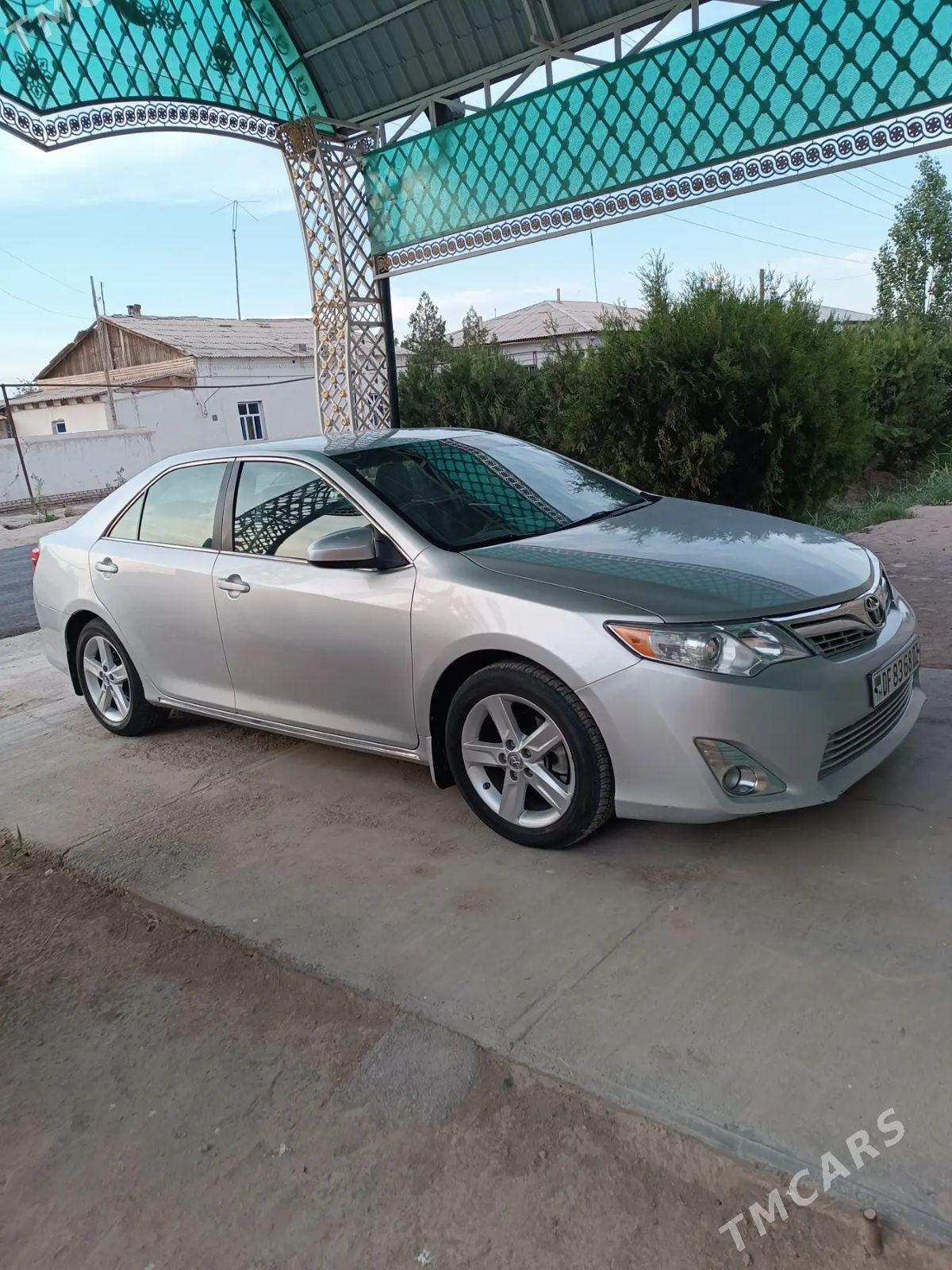 Toyota Camry 2012 - 250 000 TMT - Daşoguz - img 1