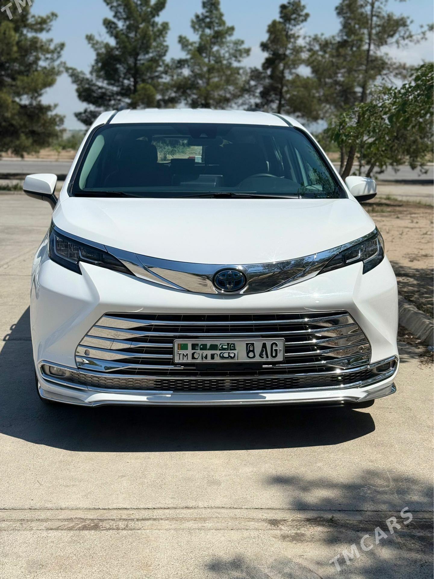Toyota Sienna 2023 - 515 000 TMT - Гаудан "А" - img 1
