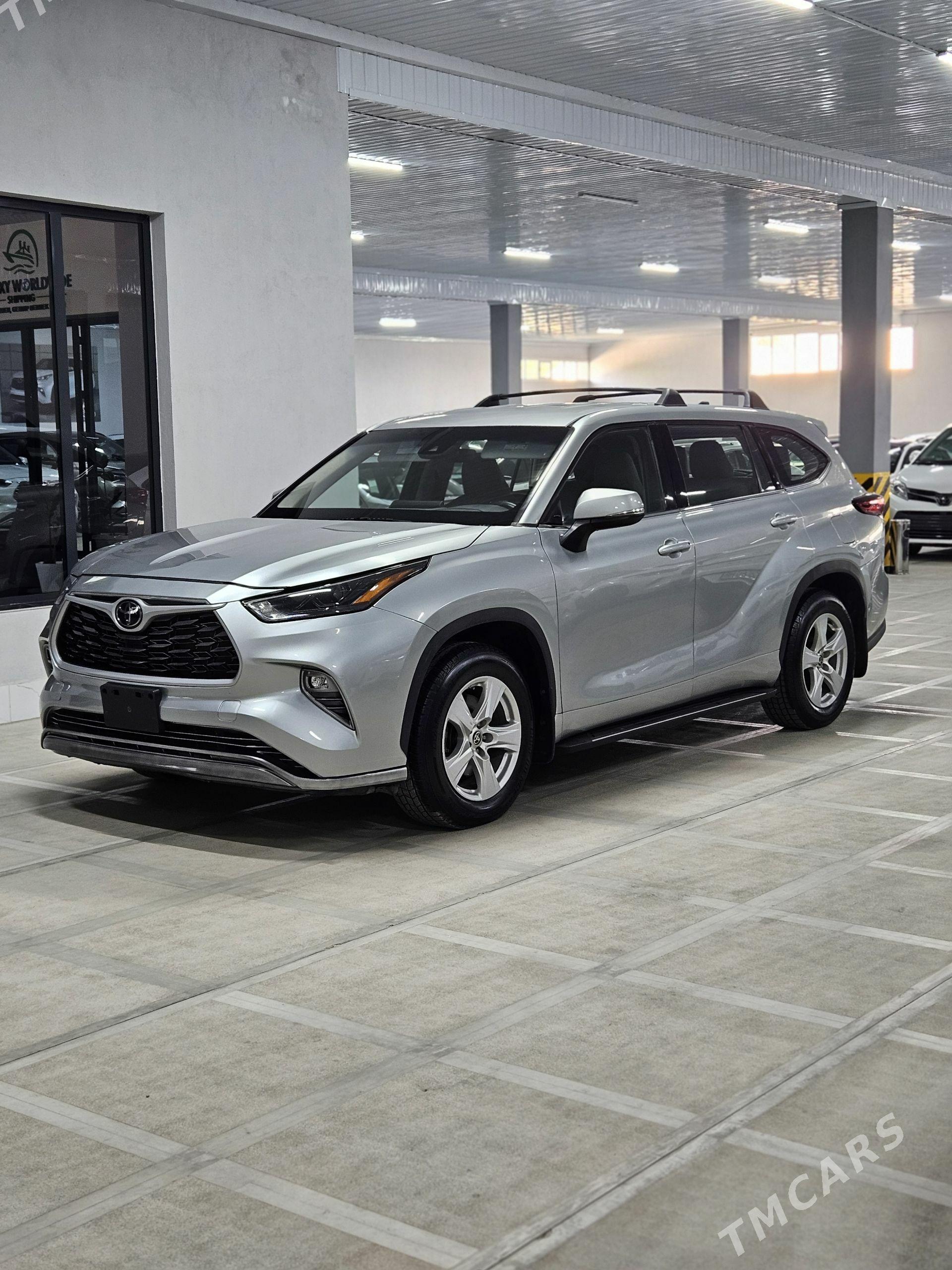 Toyota Highlander 2022 - 530 000 TMT - Мары - img 1