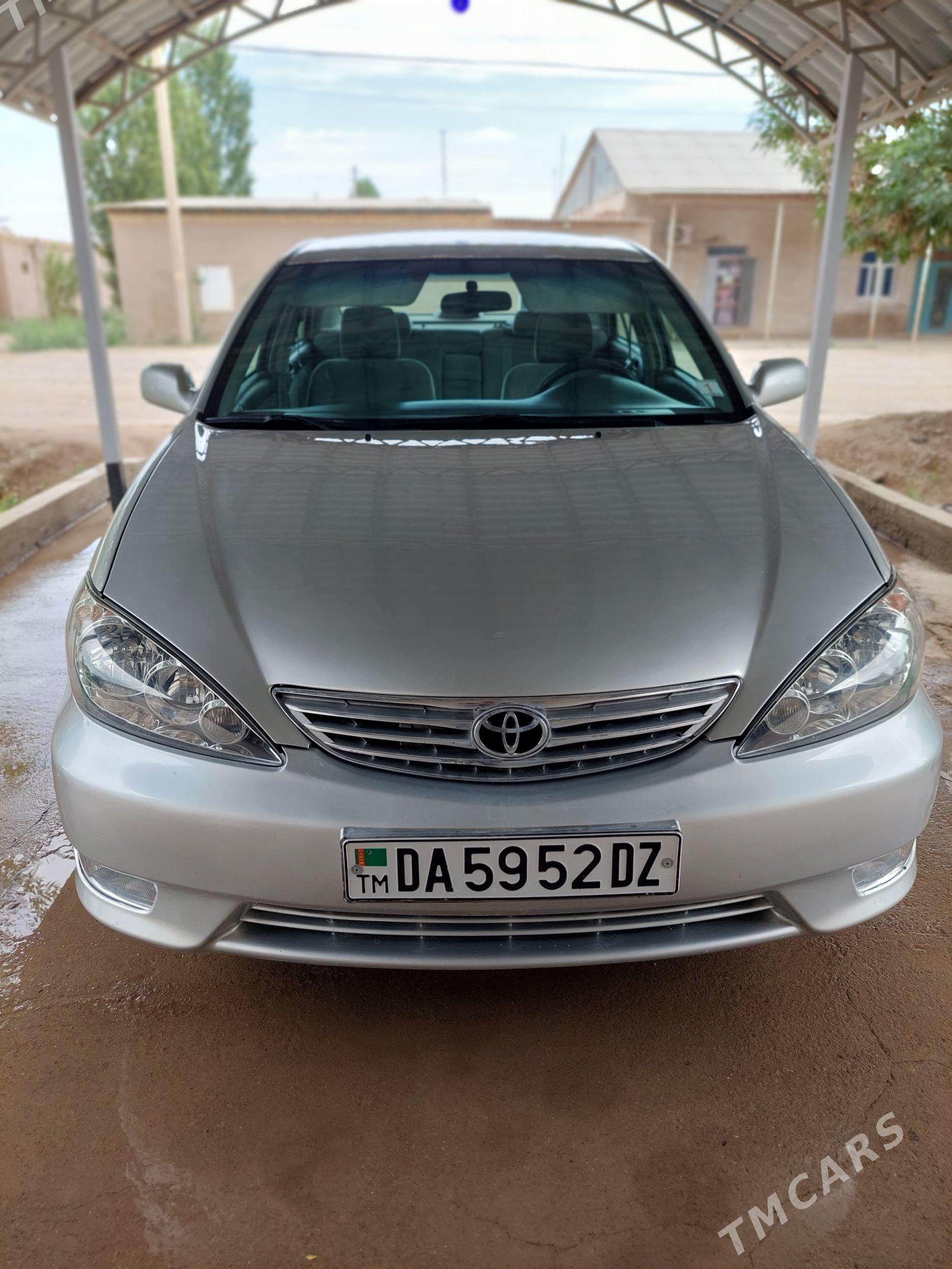 Toyota Camry 2005 - 210 000 TMT - Кёнеургенч - img 1