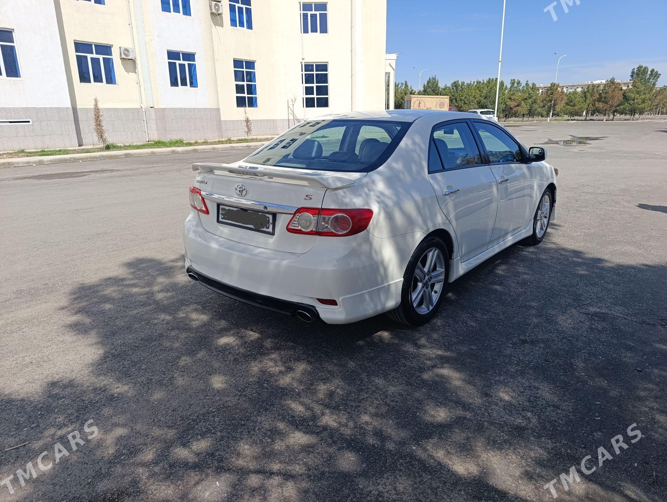 Toyota Corolla 2013 - 180 000 TMT - Туркменабат - img 1