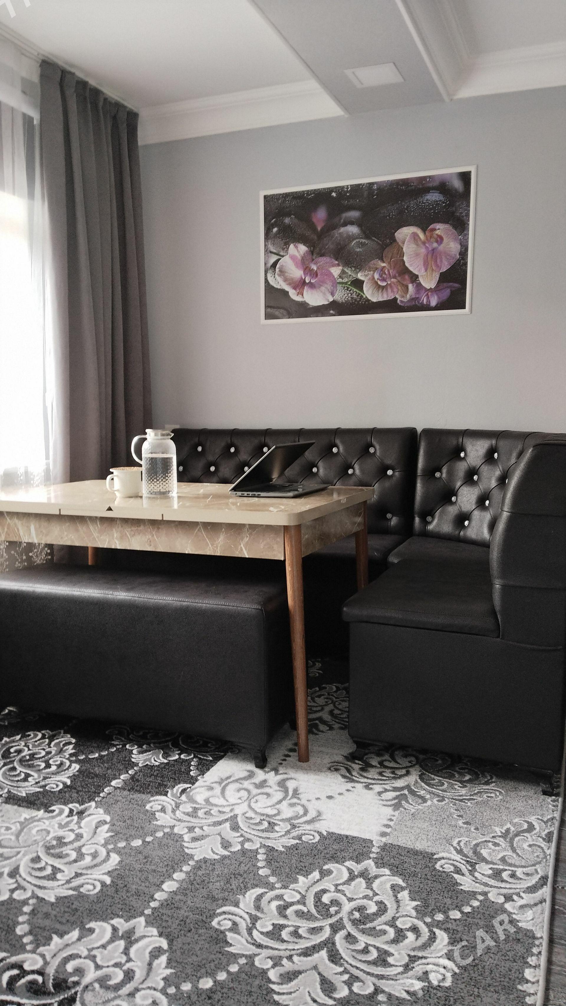 kuhonnıy ugolok i stol - Туркменабат - img 1