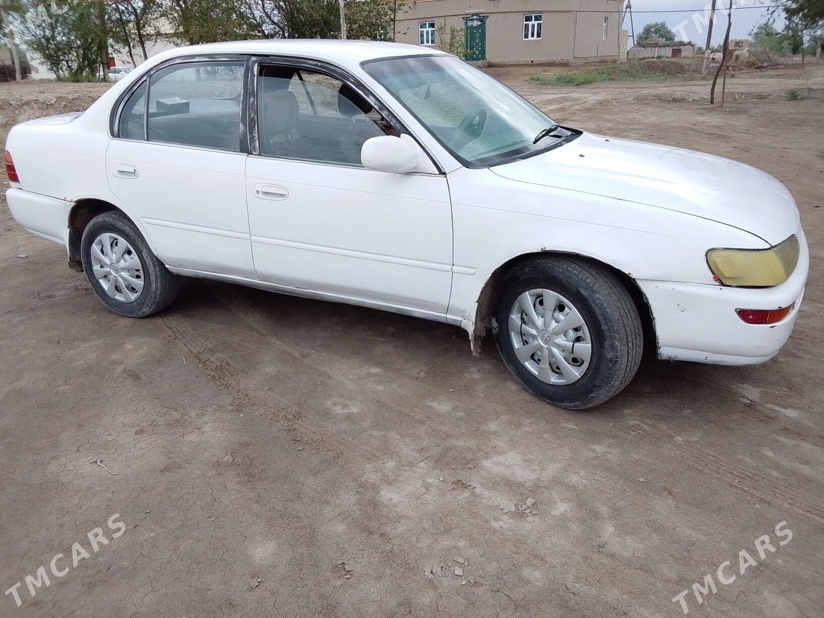 Toyota Corolla 1992 - 60 000 TMT - Акдепе - img 1
