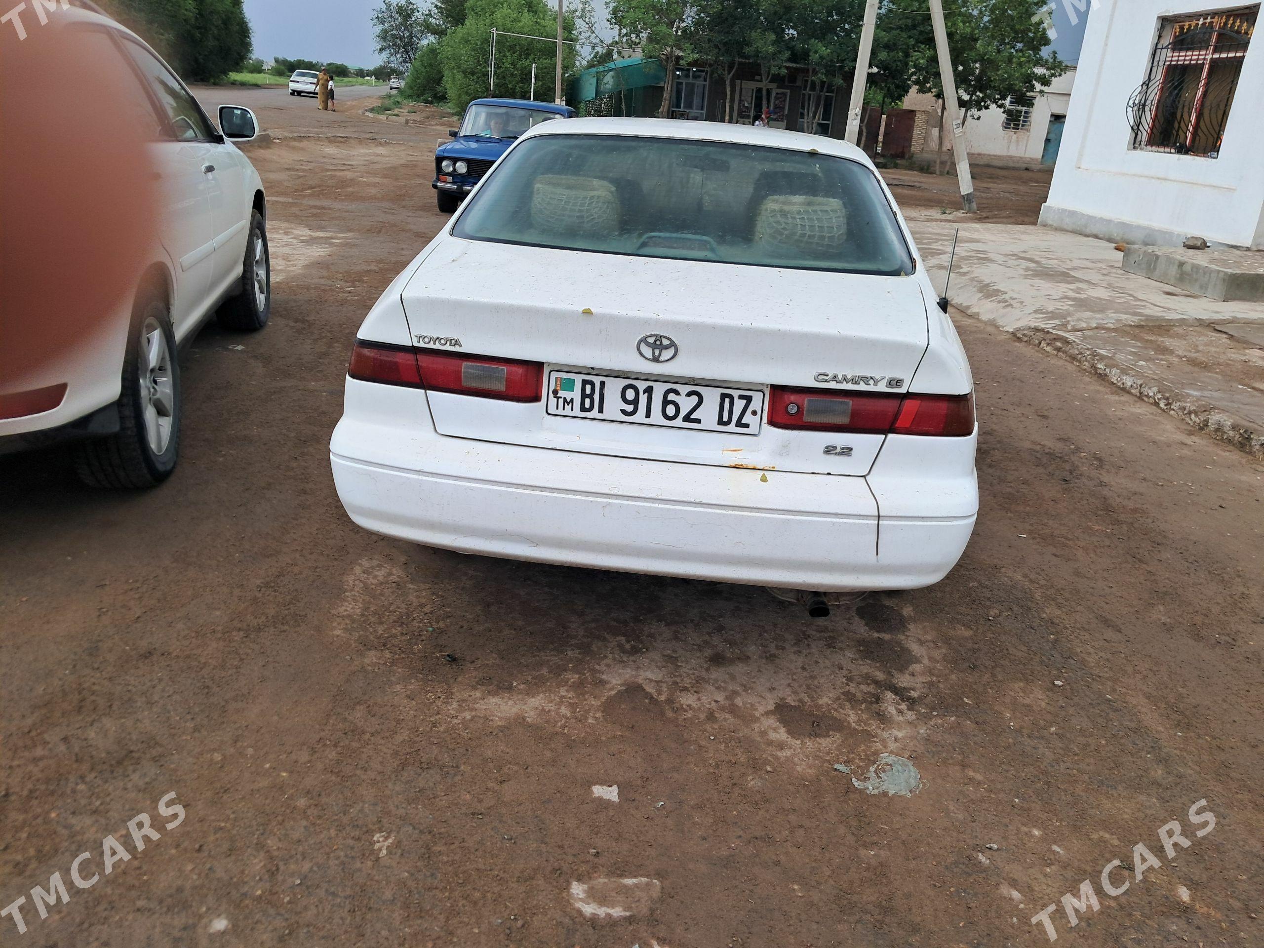 Toyota Camry 1999 - 120 000 TMT - етр. Туркменбаши - img 1