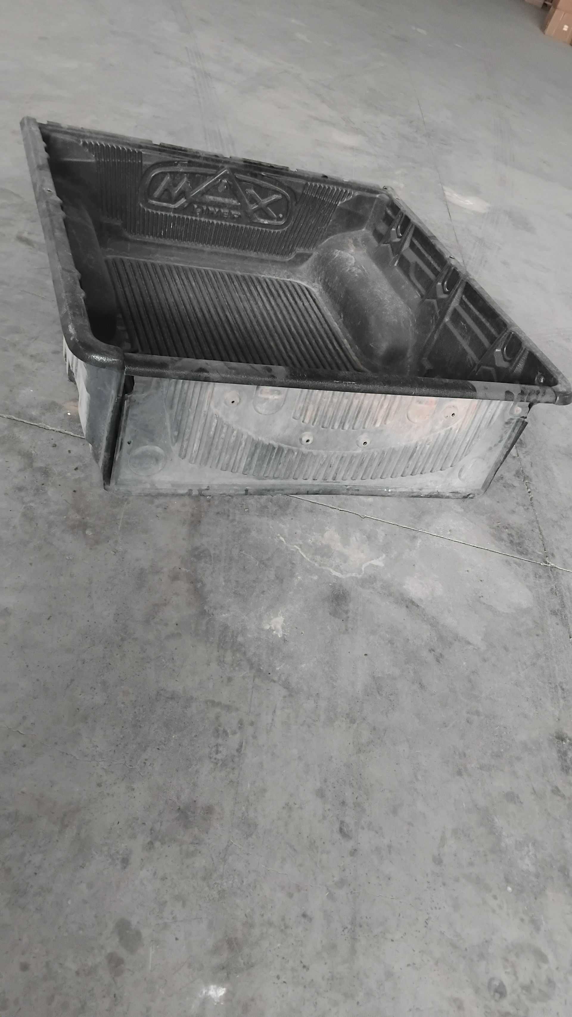HILUX NOWA 1 700 TMT - Köşi - img 1